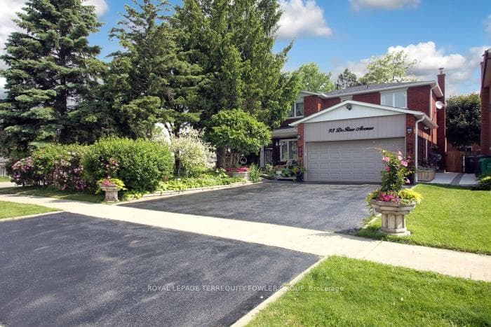 93 De Rose Avenue, Caledon