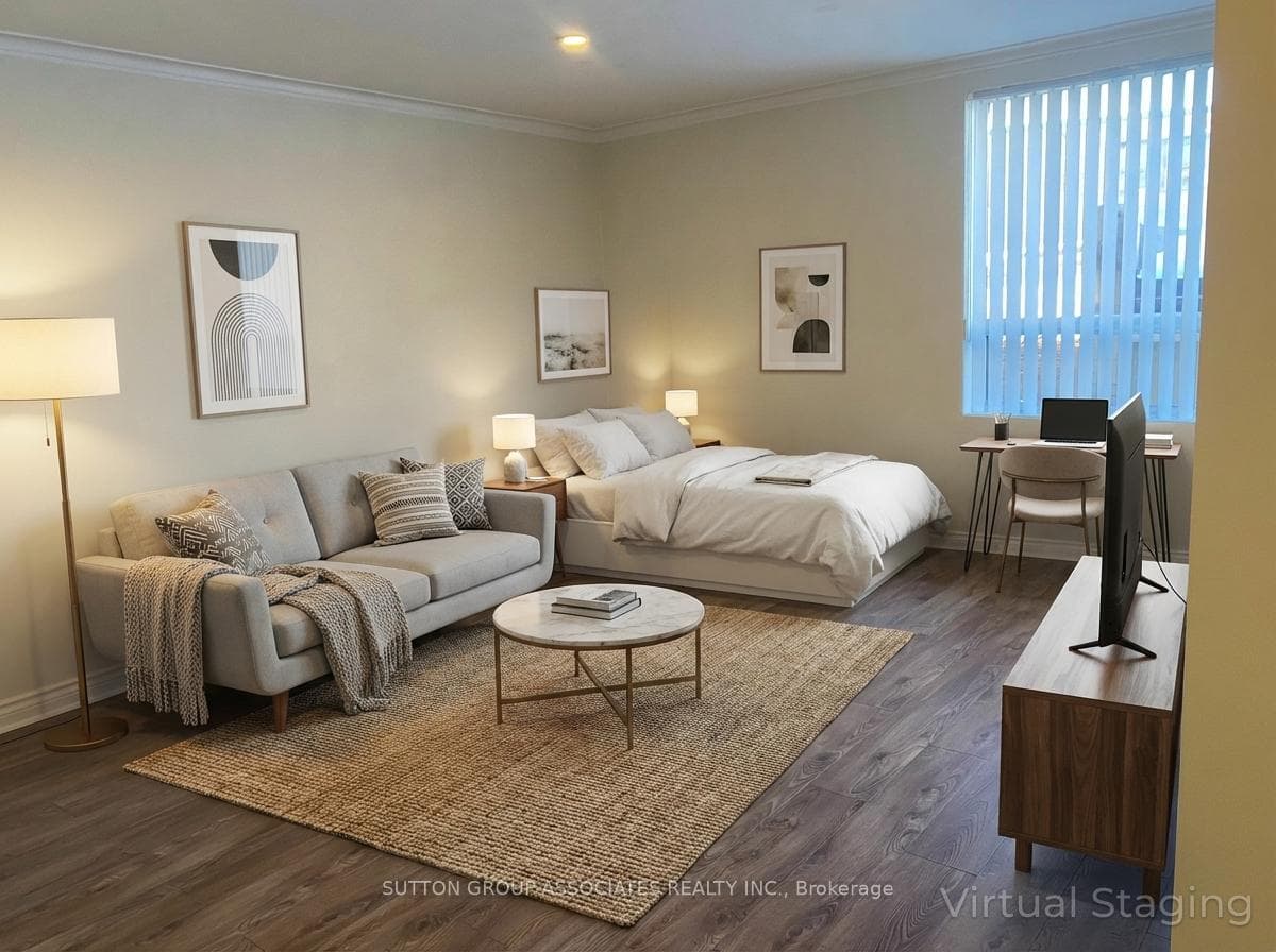 180 Vaughan Road Unit 304, Forest Hill / Deer Park, ON M6C 2M3 - Photo 1