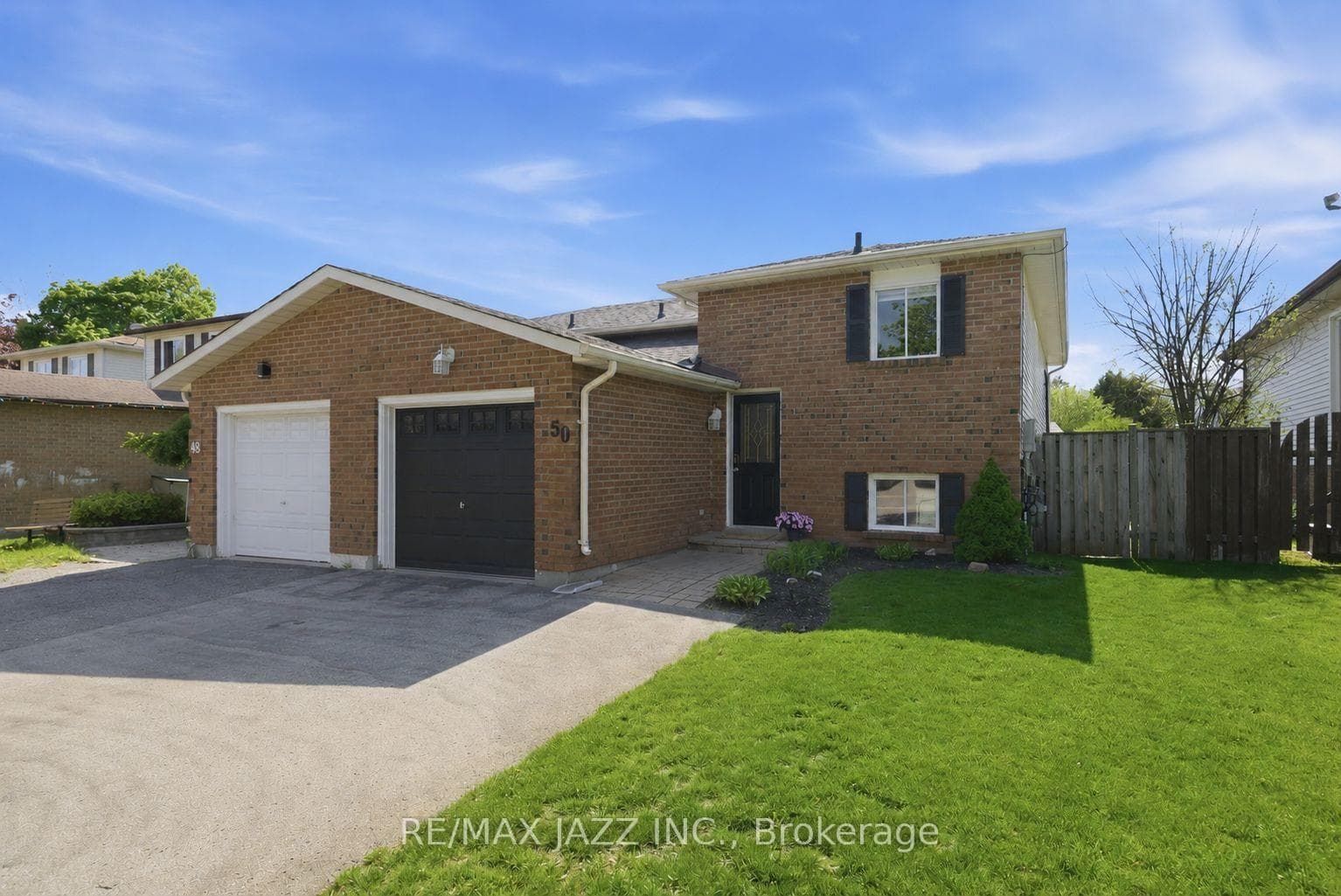 50 Hartsfield Drive, Clarington