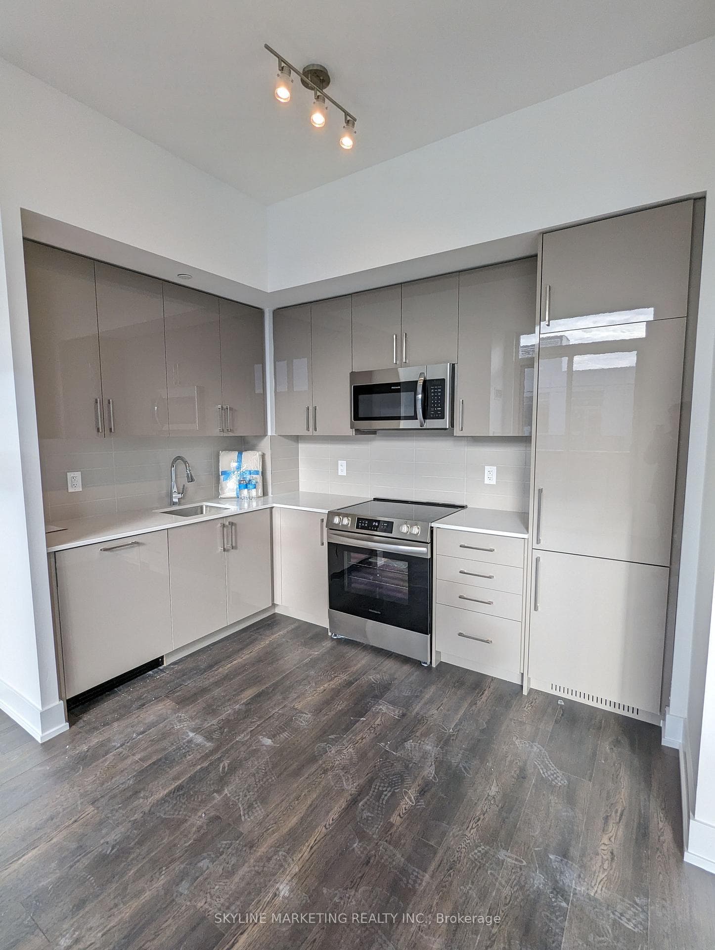 2450 Old Bronte Road Unit 816, Oakville
