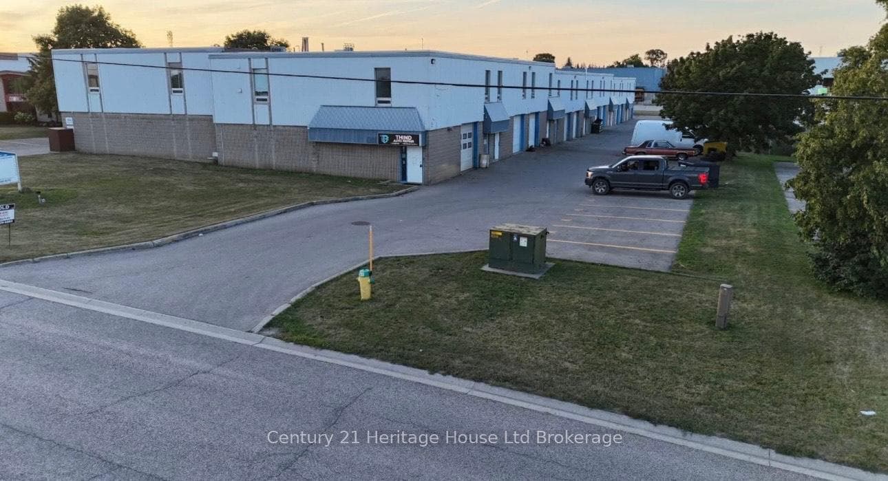 1033 Pattullo Avenue Unit 5, Woodstock, ON N4V 1C8 - Photo 1