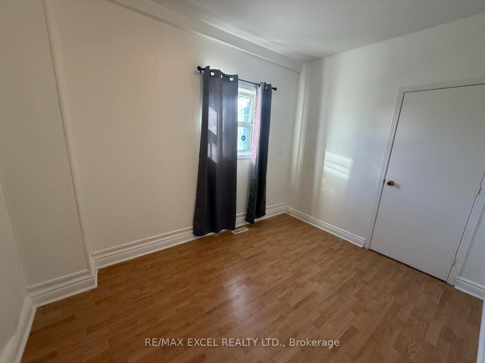 515 Warden Avenue Unit Main Flr & Bsmt, Unit A, Birch Cliff / Cliffside, ON M1L 3Z2 - Photo 1