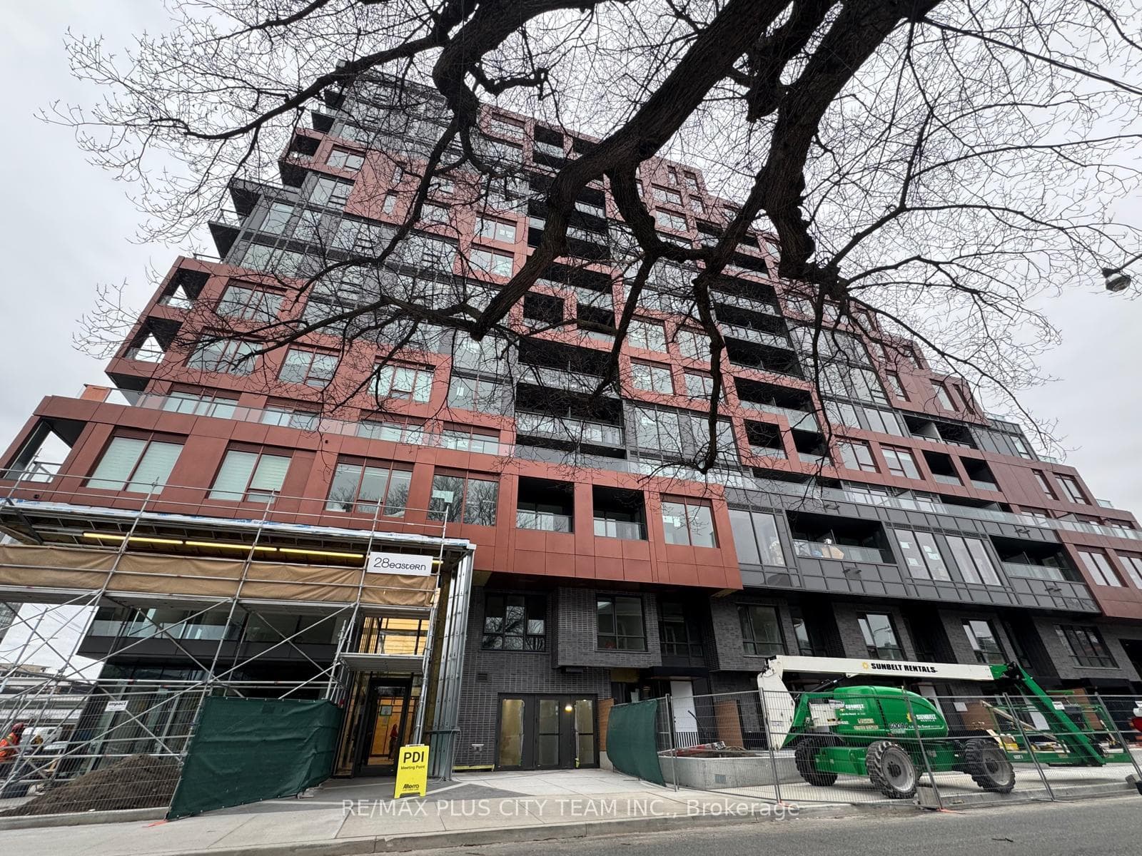 28 Eastern Avenue Unit 922, Regent Park / Cabbagetown / St. James Town, ON M5A 0Y2 - Photo 1