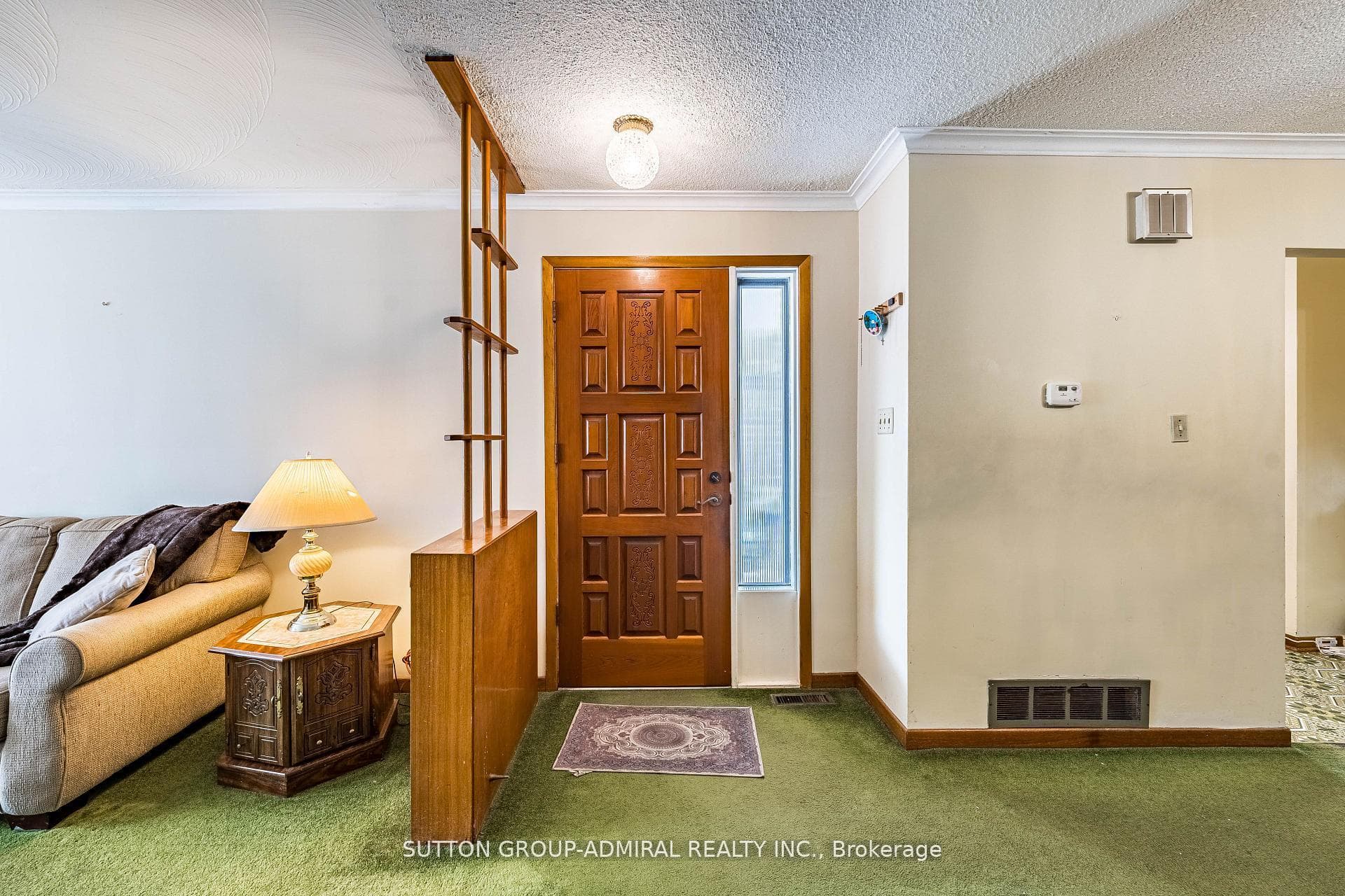 92 Redgrave Drive, Etobicoke (Kingsview Village / Humber Heights), ON M9R 3V3 - Photo 1