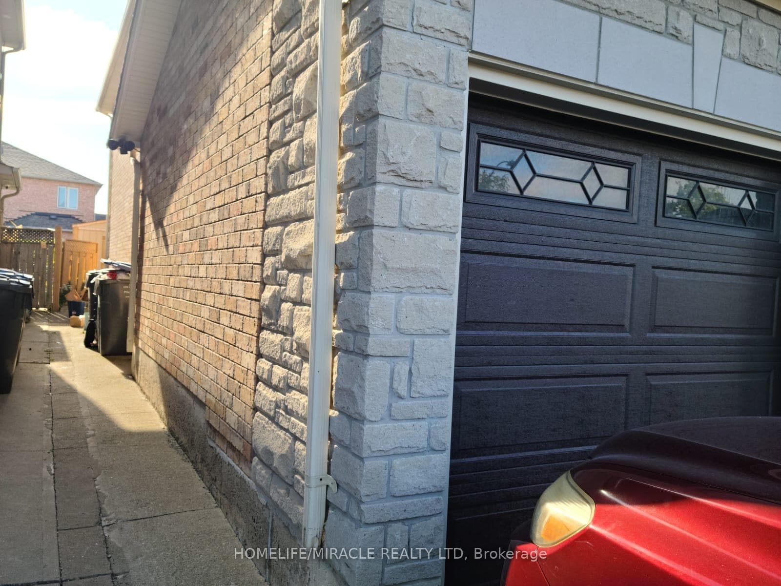 11 Heathbrook Avenue, Brampton, ON L6P 2N1 - Photo 1