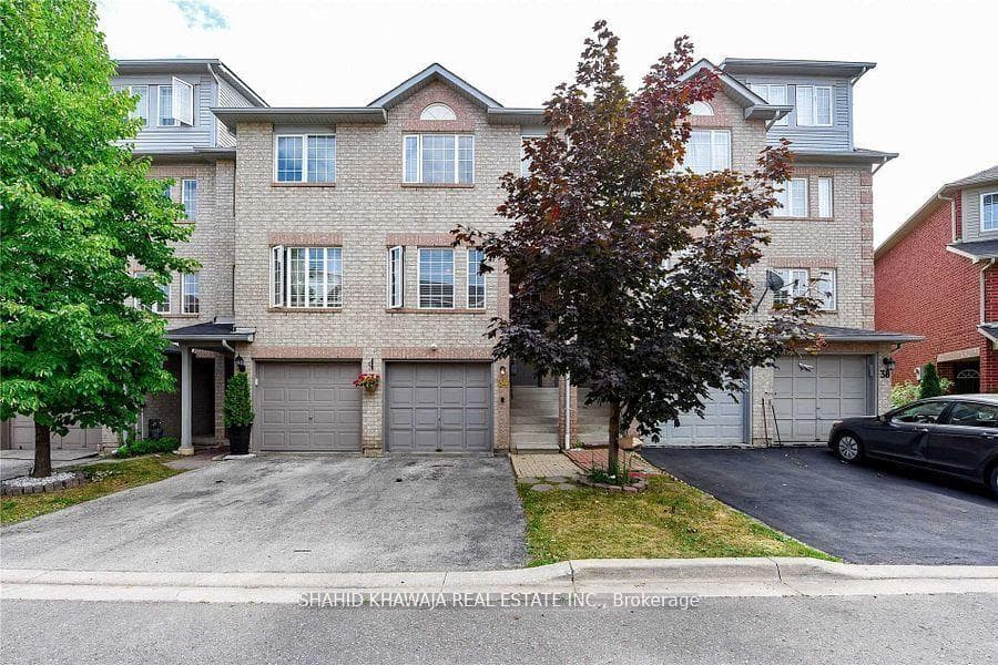 34 Spadina Road Unit 26, Brampton, ON L6X 4X6 - Photo 1