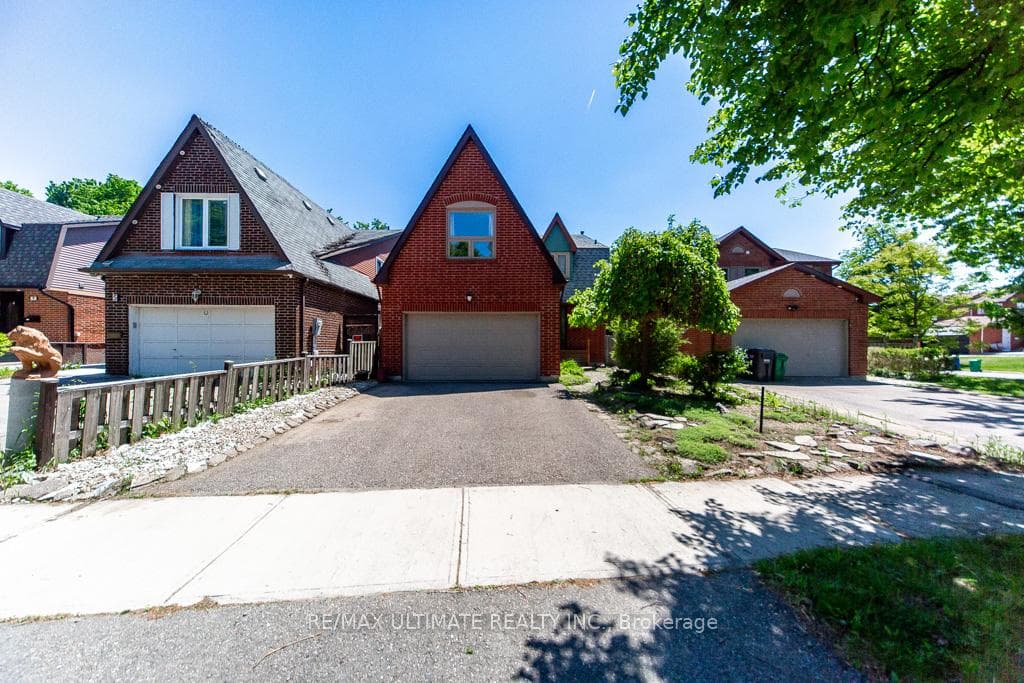 3 Aron Drive, Brampton, ON L6Y 2S3 - Photo 1