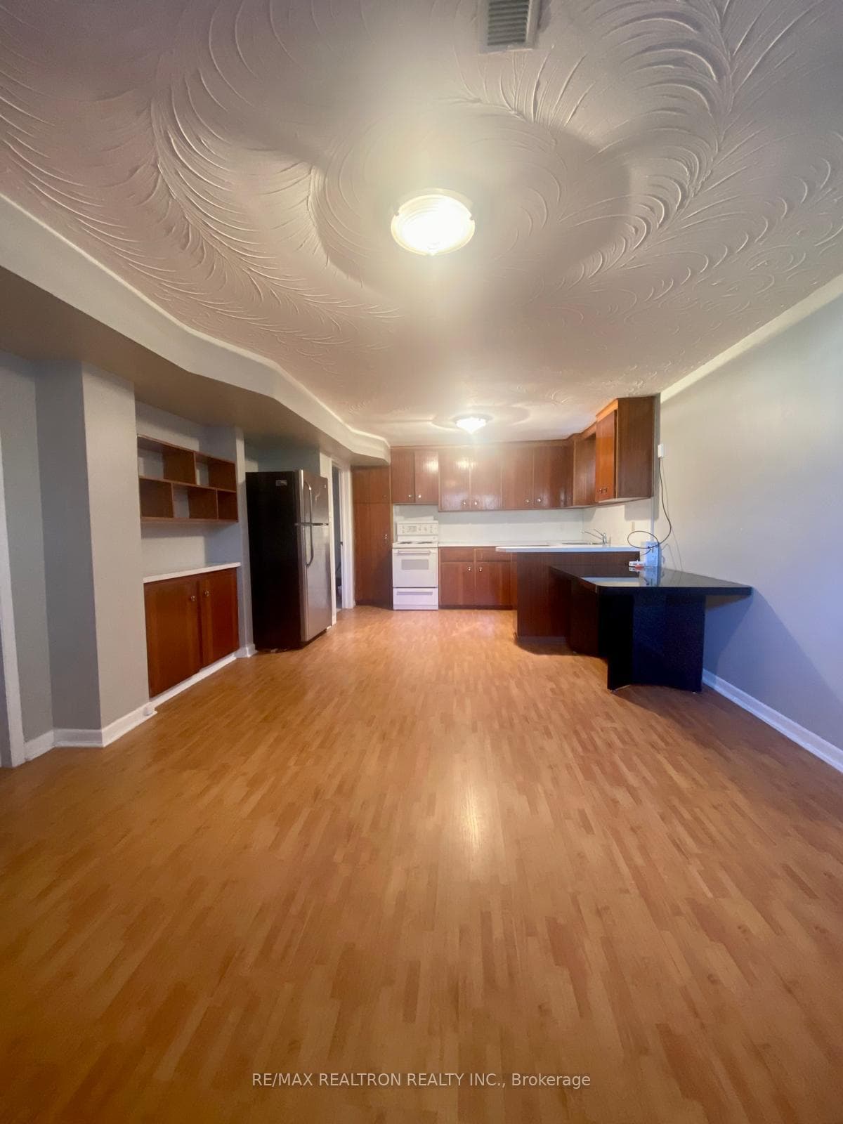 26 Cavotti Crescent, North York (Bathurst Manor / Clanton Park), ON M3H 4V1 - Photo 1
