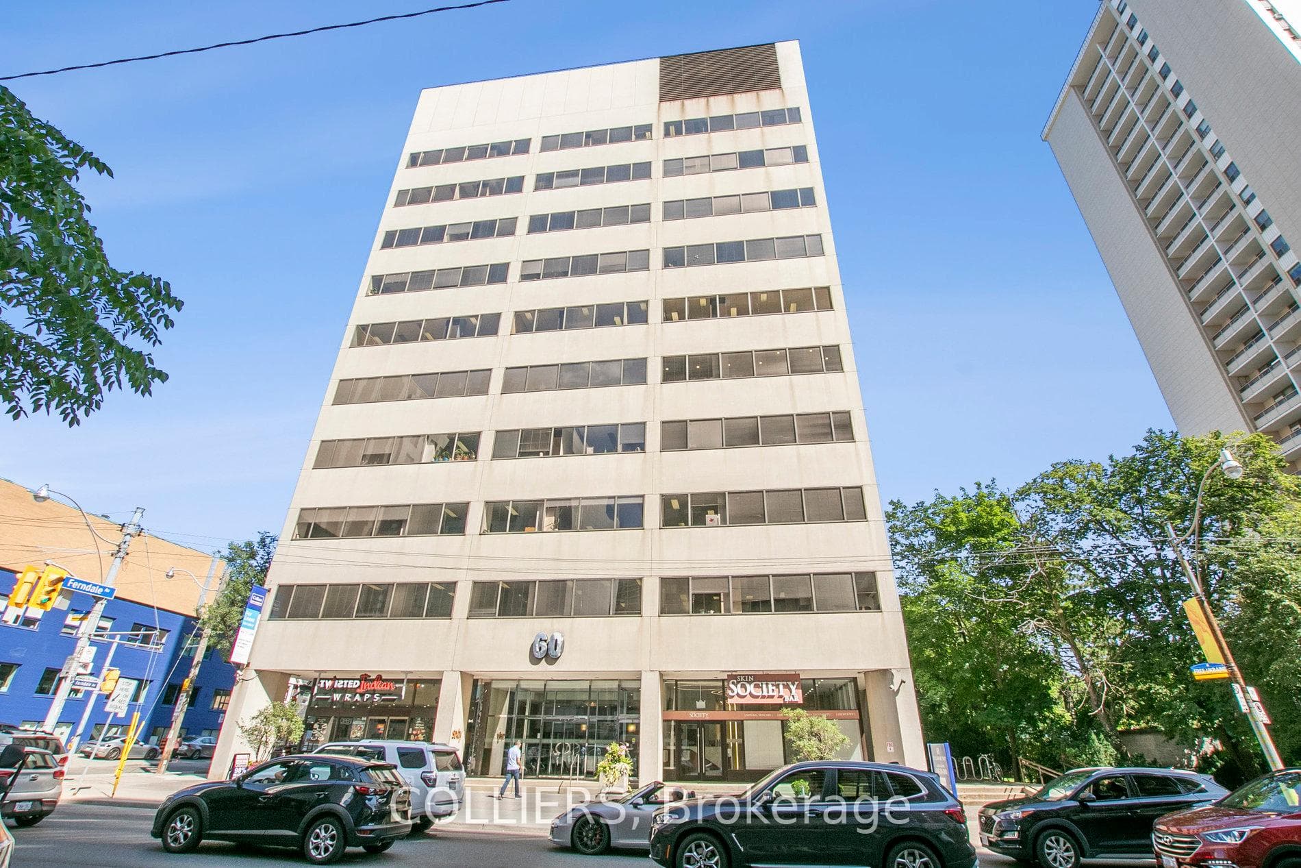60 St. Clair Avenue Unit 901, Rosedale / Moore Park, ON M4T 1N5 - Photo 1