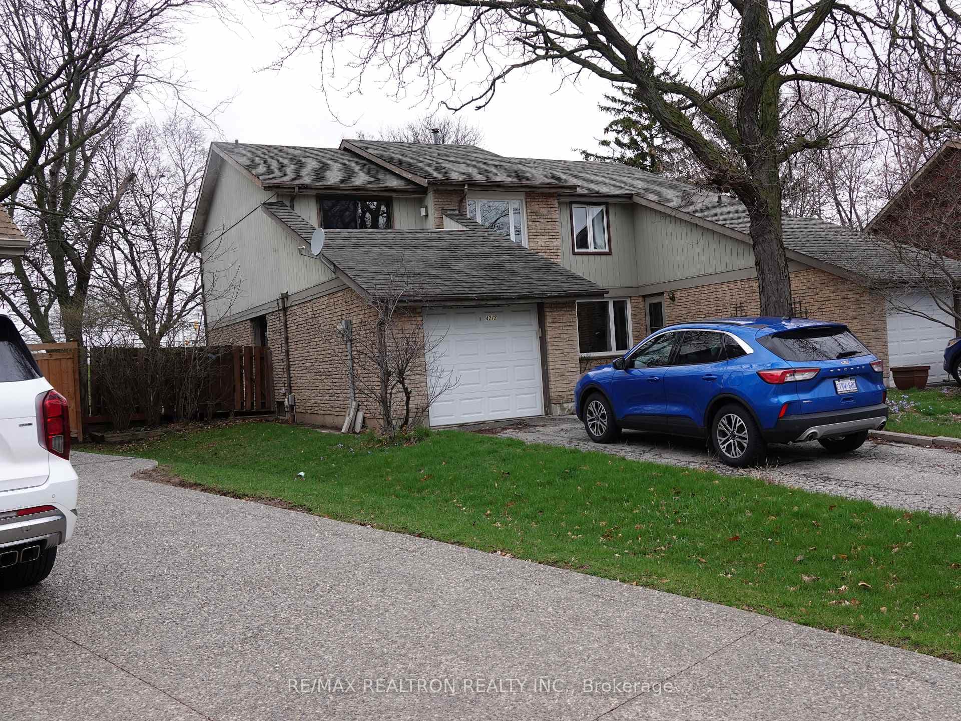 4272 Gayling Gardens, Mississauga, ON L5L 1Z9 - Photo 1