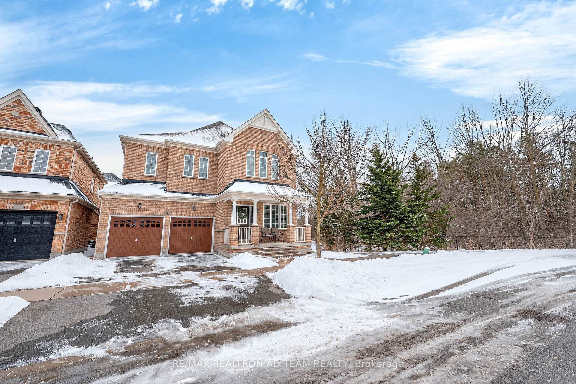 33 Wilsongary Circle, Ajax, ON L1T 0G6 - Photo 1