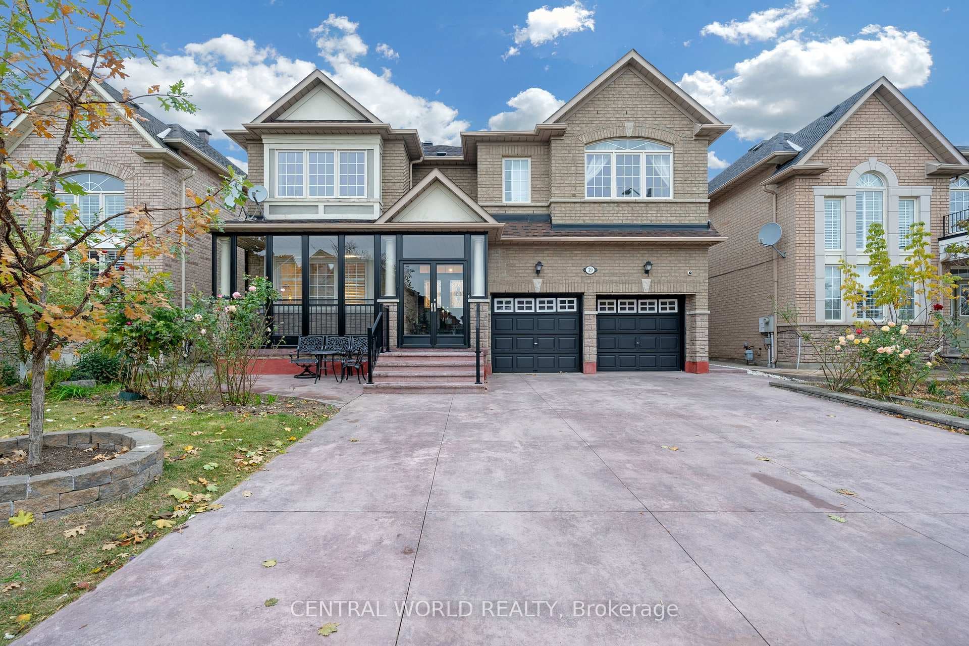 39 Robert Grundy Road, Markham, ON L6C 3A3 - Photo 1