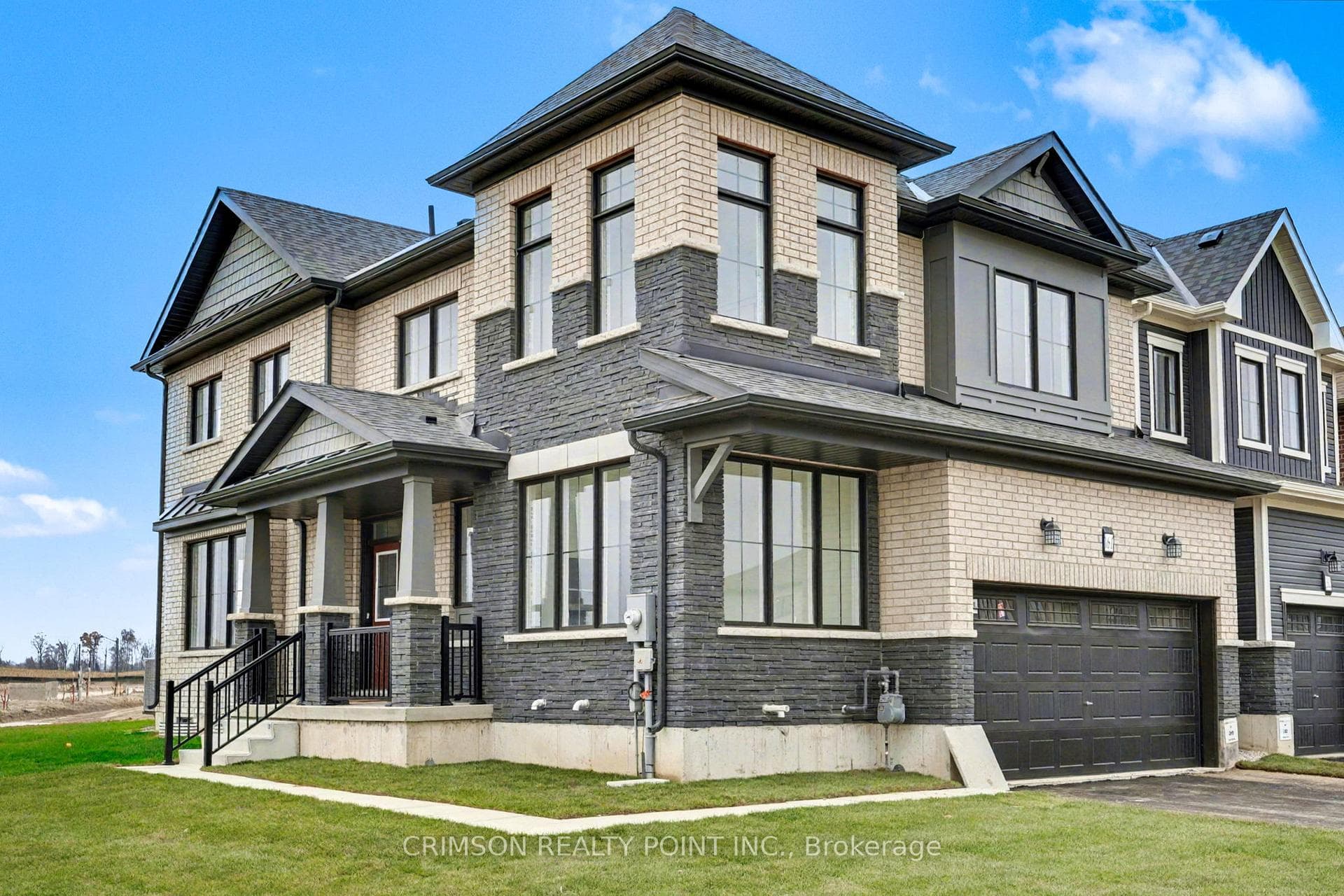 160 Gillespie Drive, Brantford, ON N3T 0Y6 - Photo 1