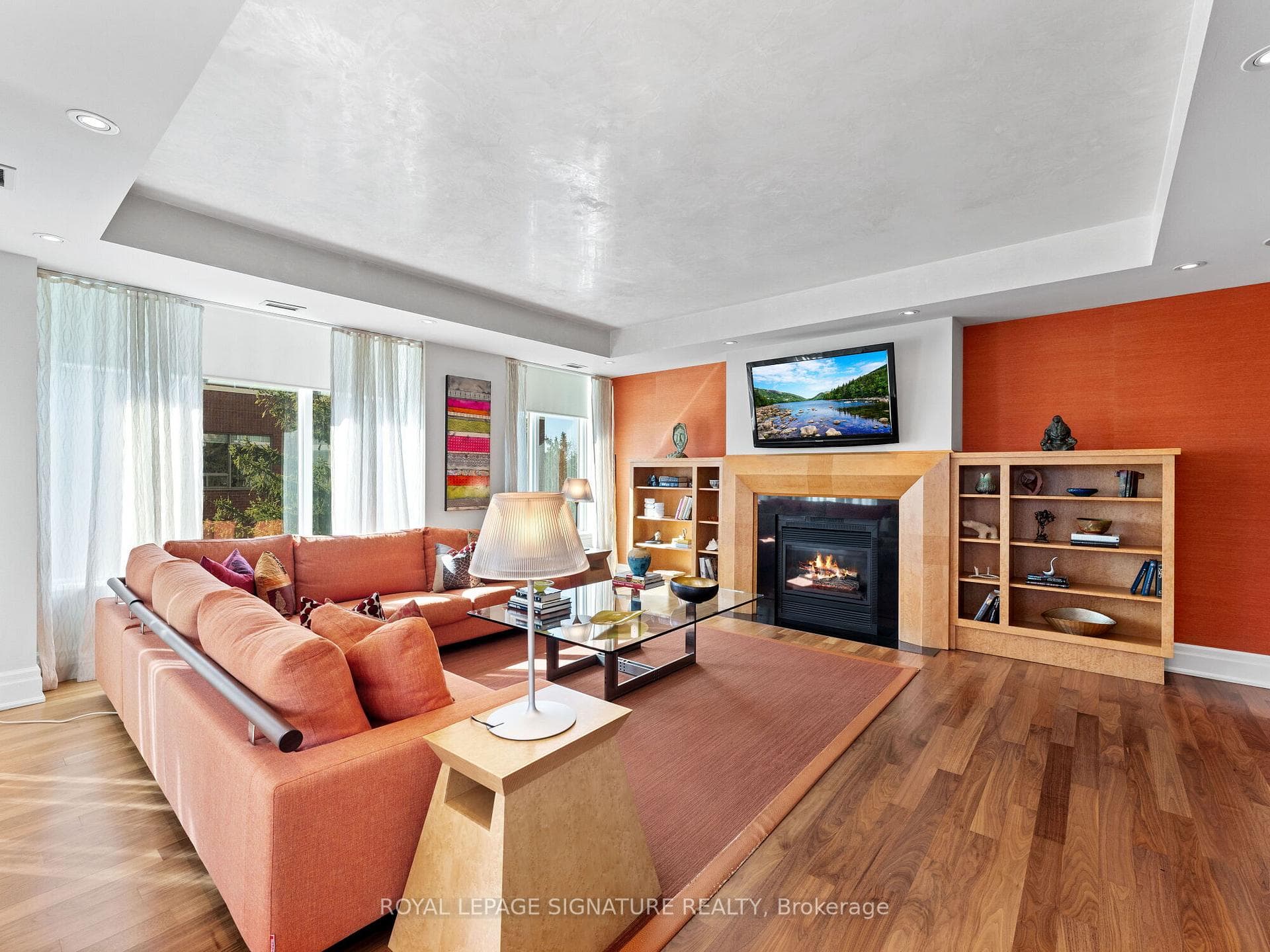 155 St. Clair Avenue Unit 603, Annex / Yorkville / Summerhill, ON M4V 0A1 - Photo 1