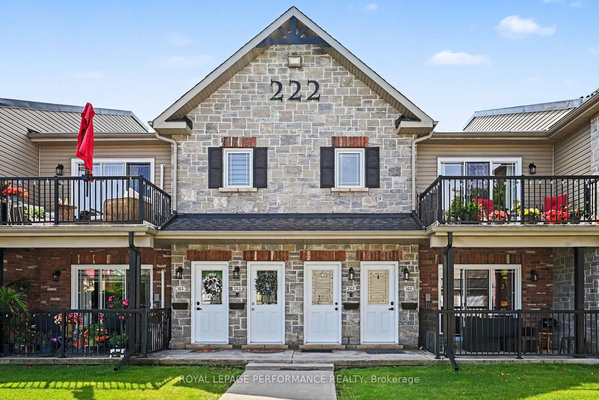 222 First Street Unit 202, Cornwall, ON K6H 0G2 - Photo 1