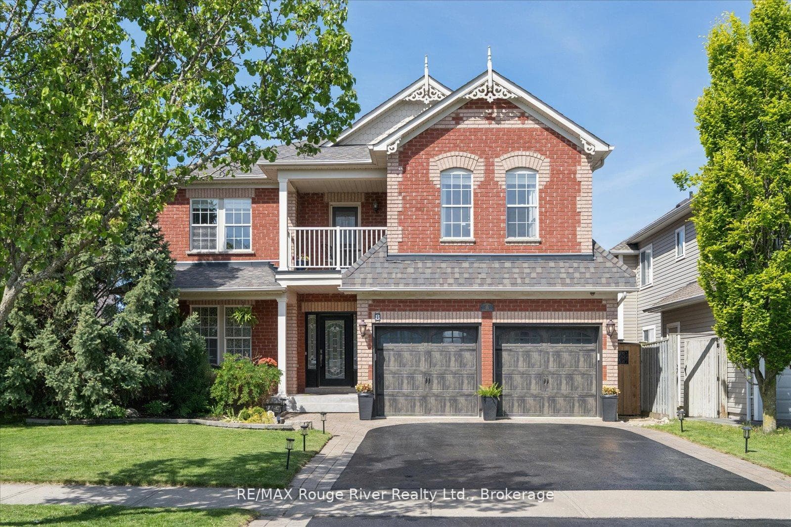 8 Briggs Crescent, Whitby, ON L1M 0H5 - Photo 1