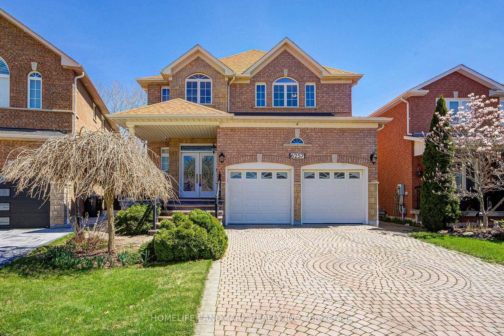 6257 Culmore Crescent, Mississauga, ON L5V 1H9 - Photo 1