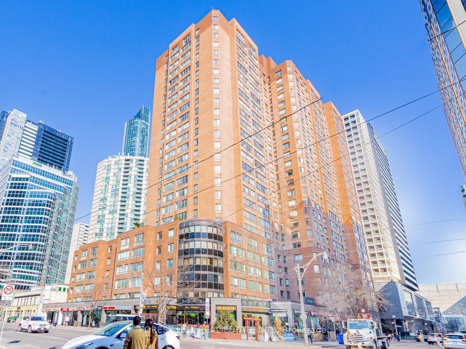 633 Bay Street Unit 2313, Downtown Toronto / Waterfront, ON M5G 2G4 - Photo 1