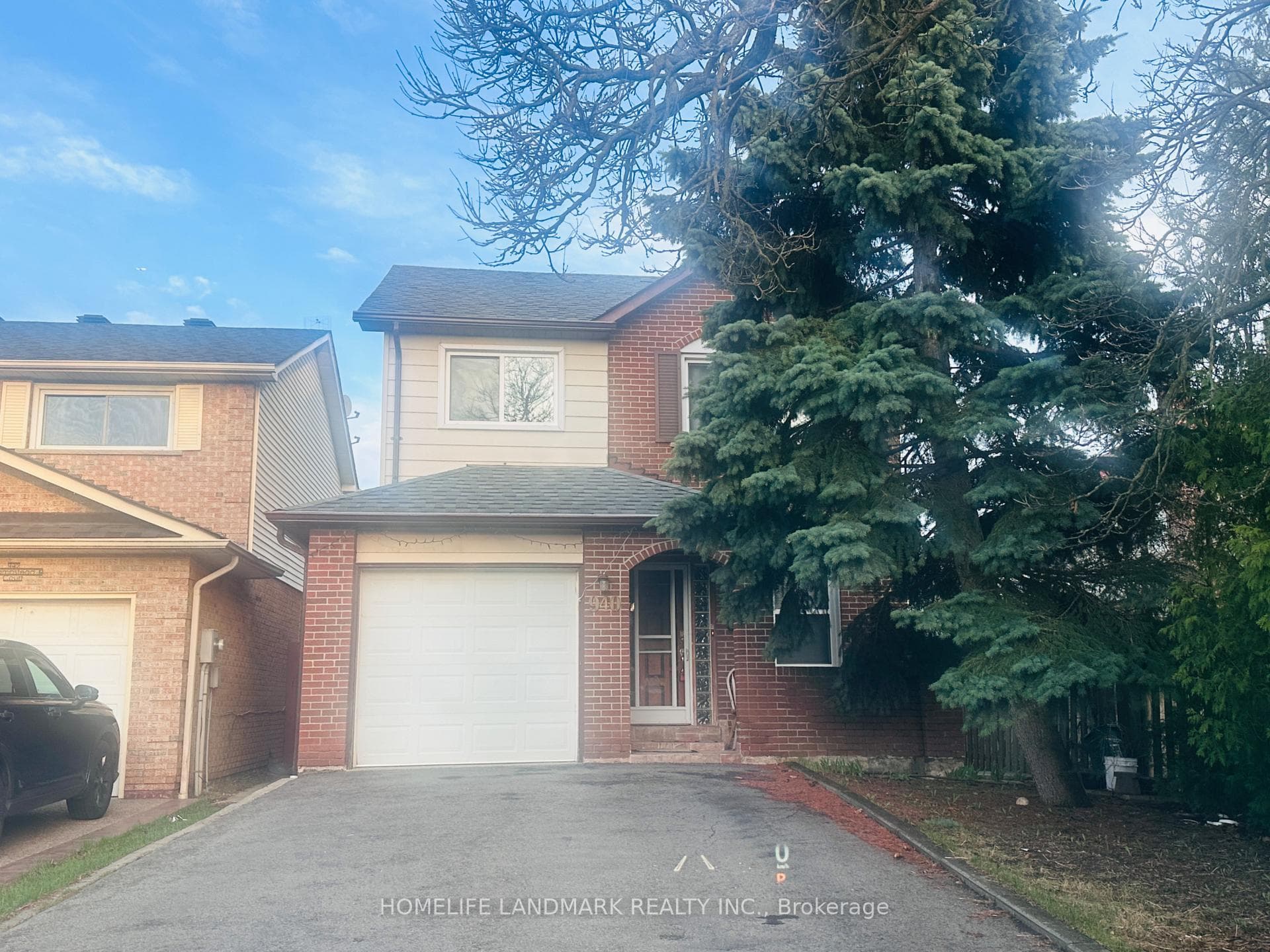 940 Hampstead Court Unit main level, Mississauga, ON L5C 3L1 - Photo 1