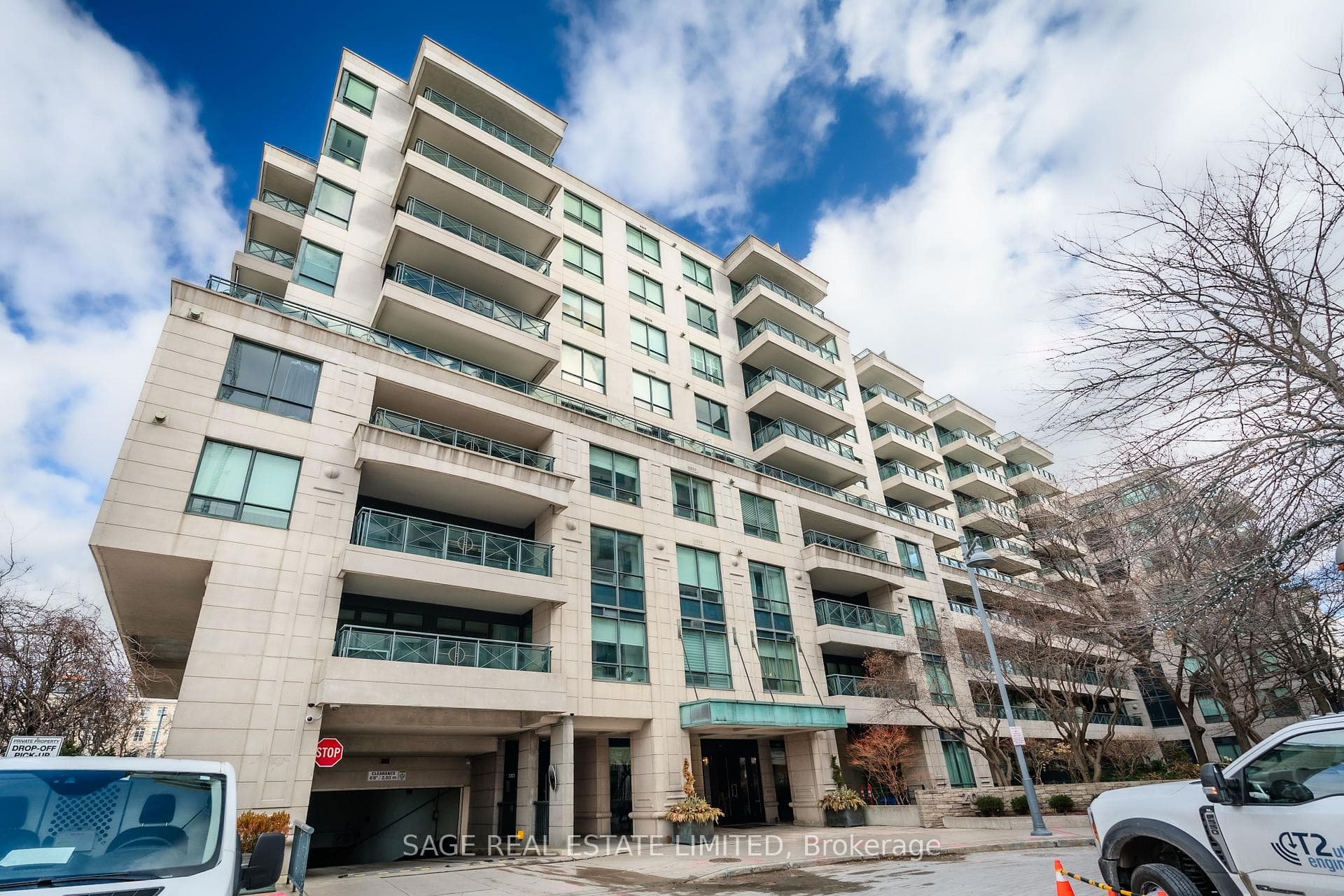 20 Scrivener Square Unit 615, Rosedale / Moore Park, ON M4W 3X9 - Photo 1