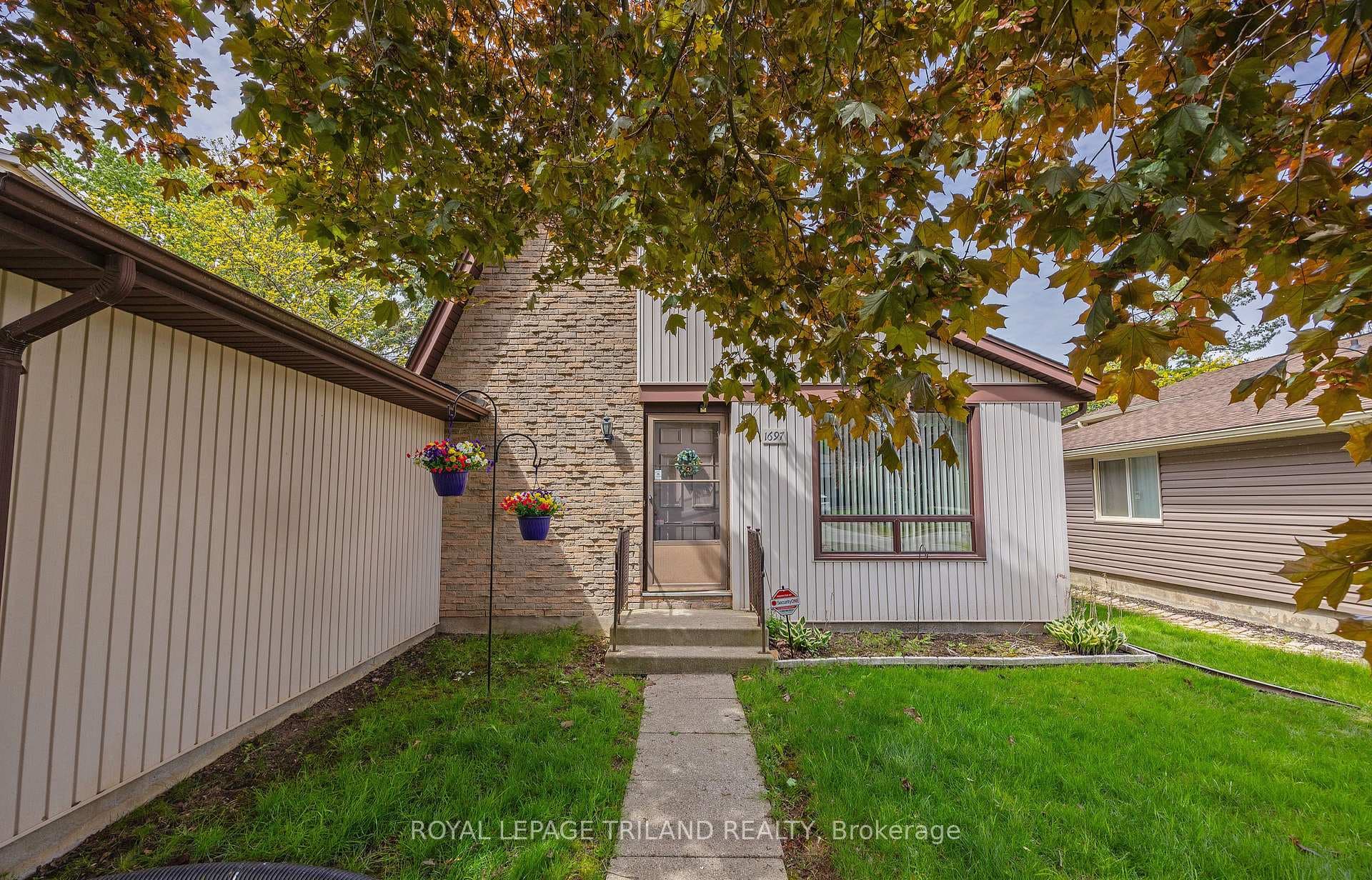 1697 Aldersbrook Road, London North, ON N6G 3B7 - Photo 1