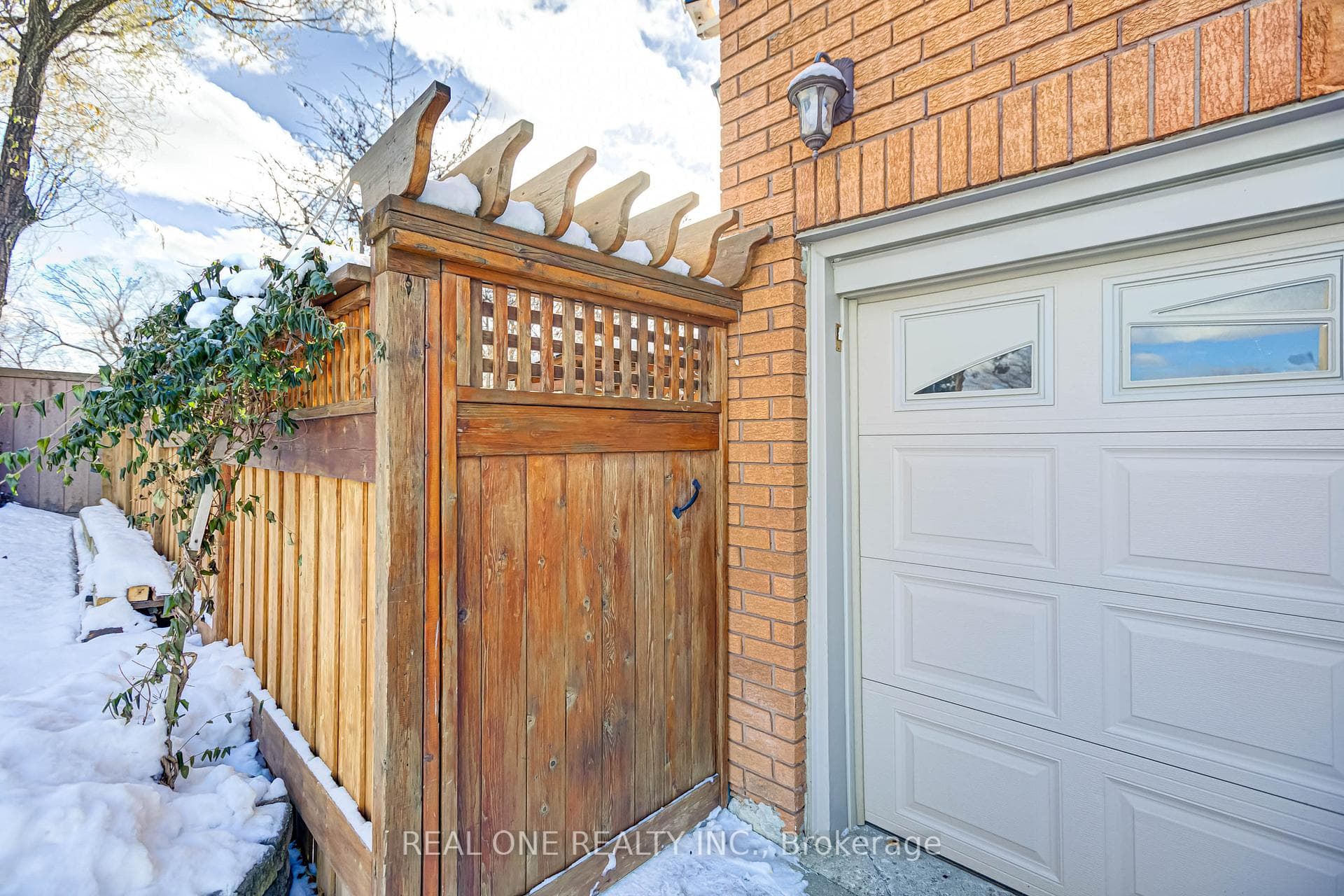 2 Grittani Lane, Agincourt / Milliken, ON M1S 5B7 - Photo 1