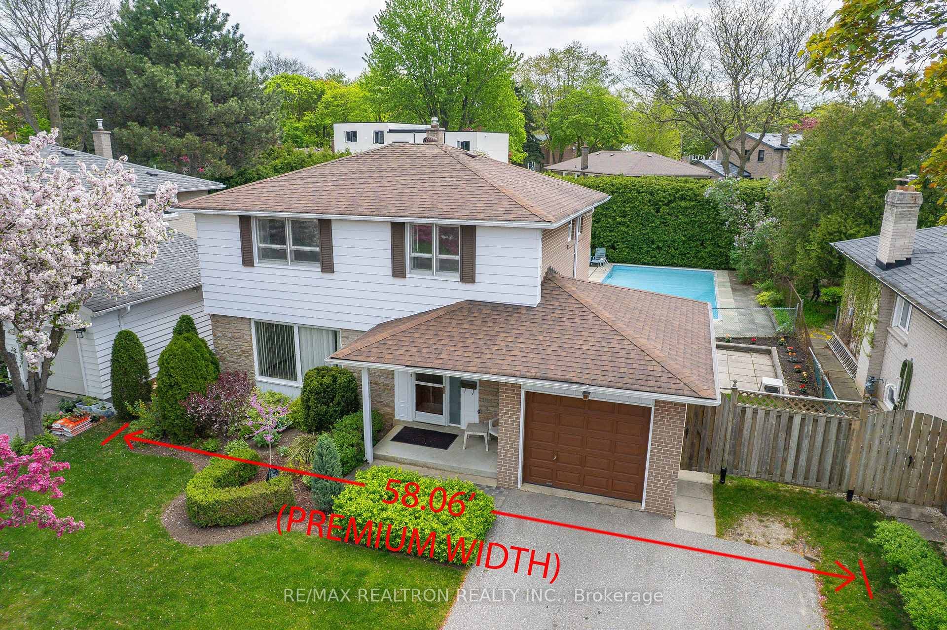 85 Clansman Boulevard, Hillcrest Village / Bayview Village, ON M2H 1X7 - Photo 1
