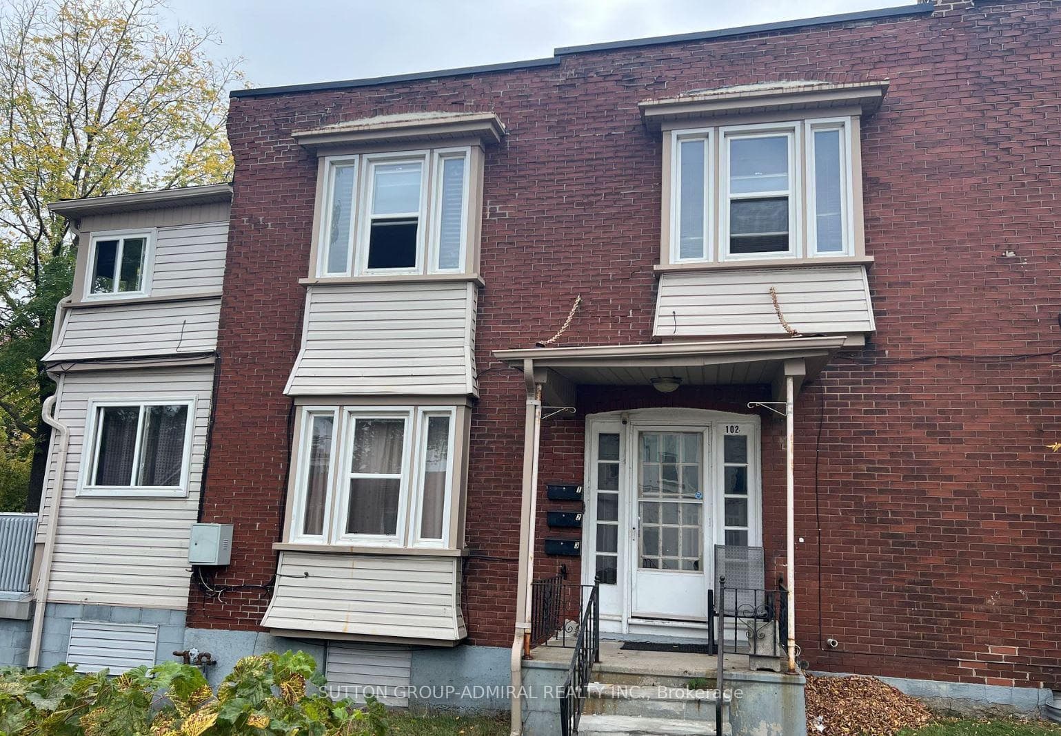 102 Thirty Ninth Street Unit 2, Liberty Village / Parkdale / South Parkdale, ON M8W 3M7 - Photo 1