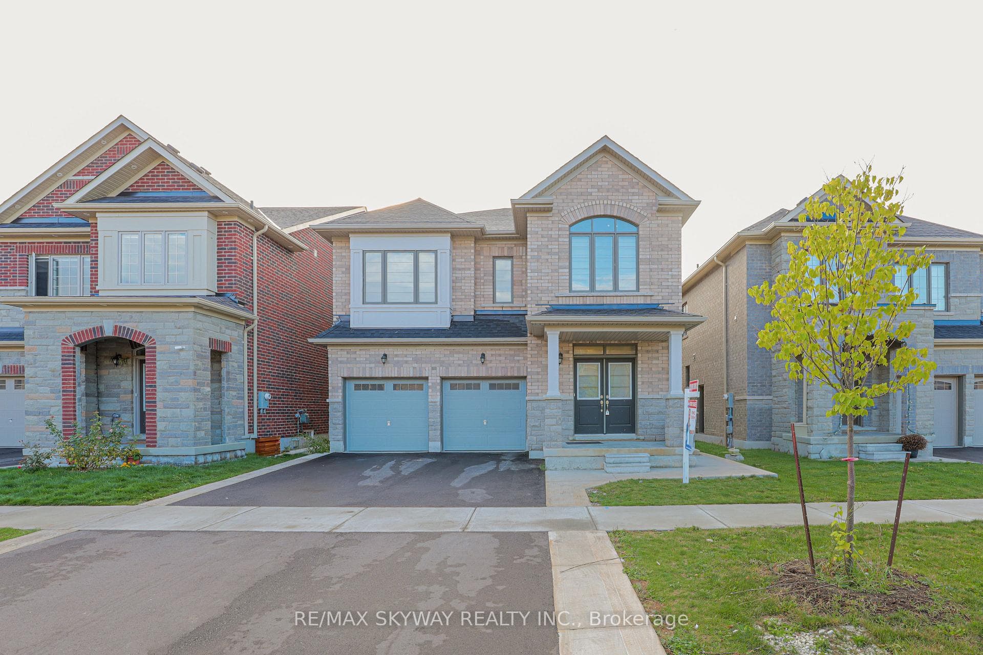 379 Valleyway Drive, Brampton, ON L6X 5S7 - Photo 1