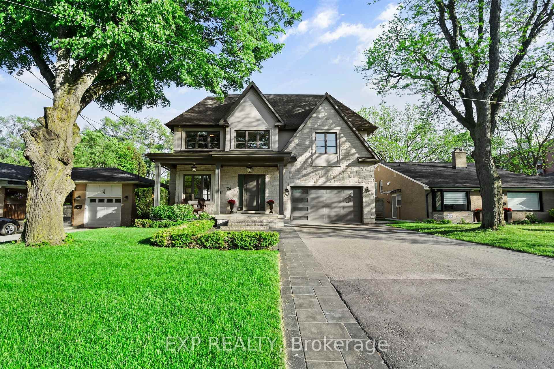 74 Bedford Park Avenue, Richmond Hill, ON L4C 2N8 - Photo 1