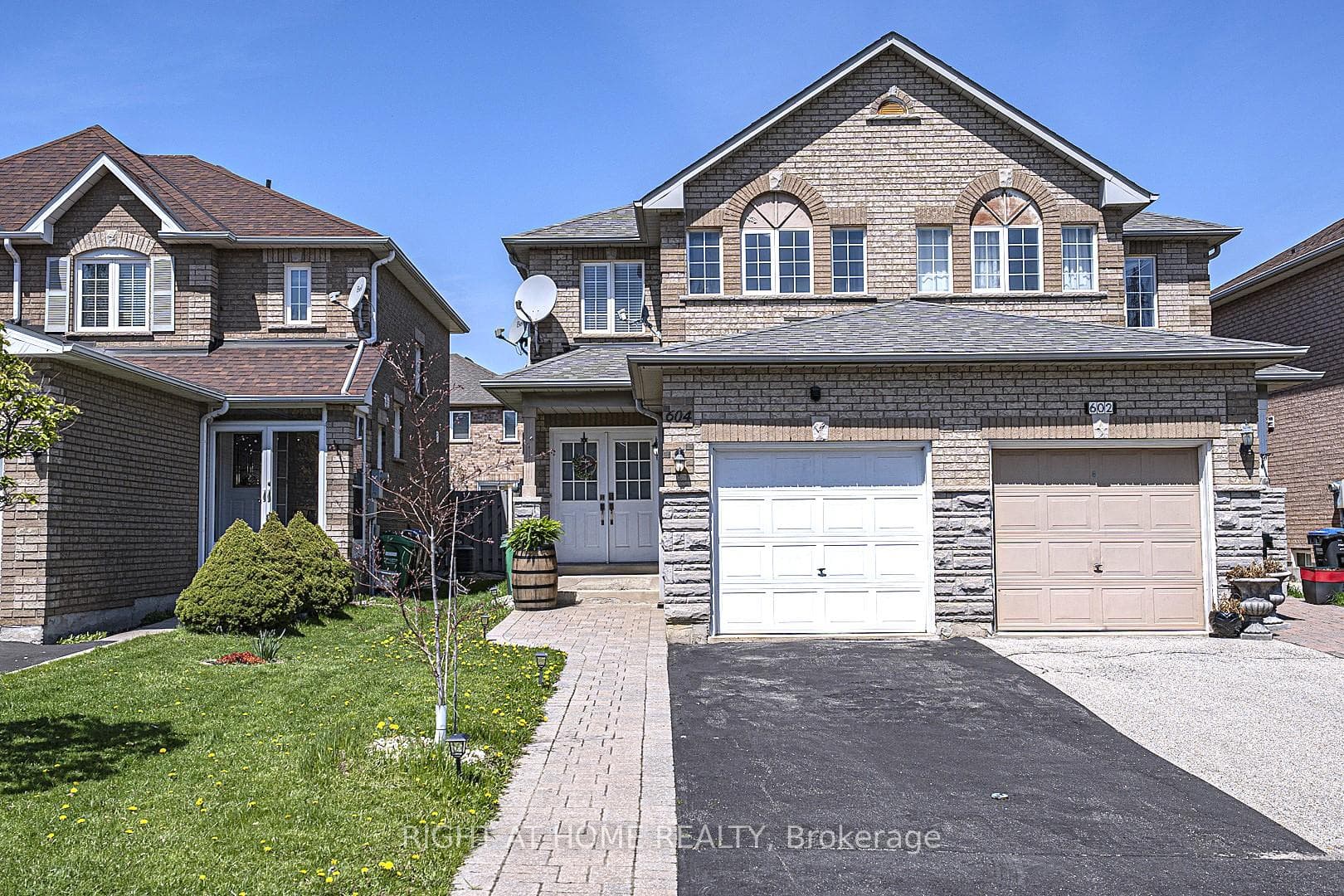604 Summer Park Crescent, Mississauga, ON L5B 4E9 - Photo 1