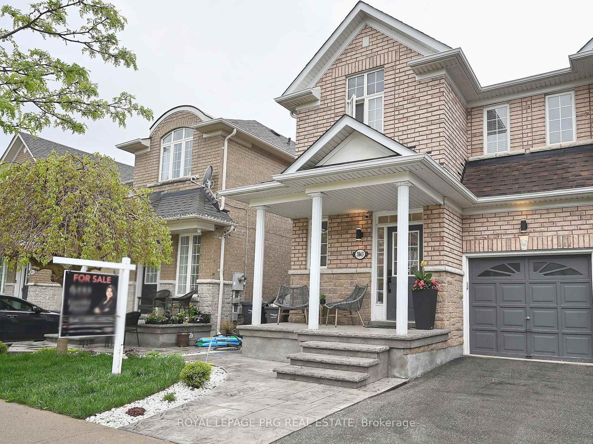 3843 Bloomington Crescent, Mississauga, ON L5M 0A3 - Photo 1