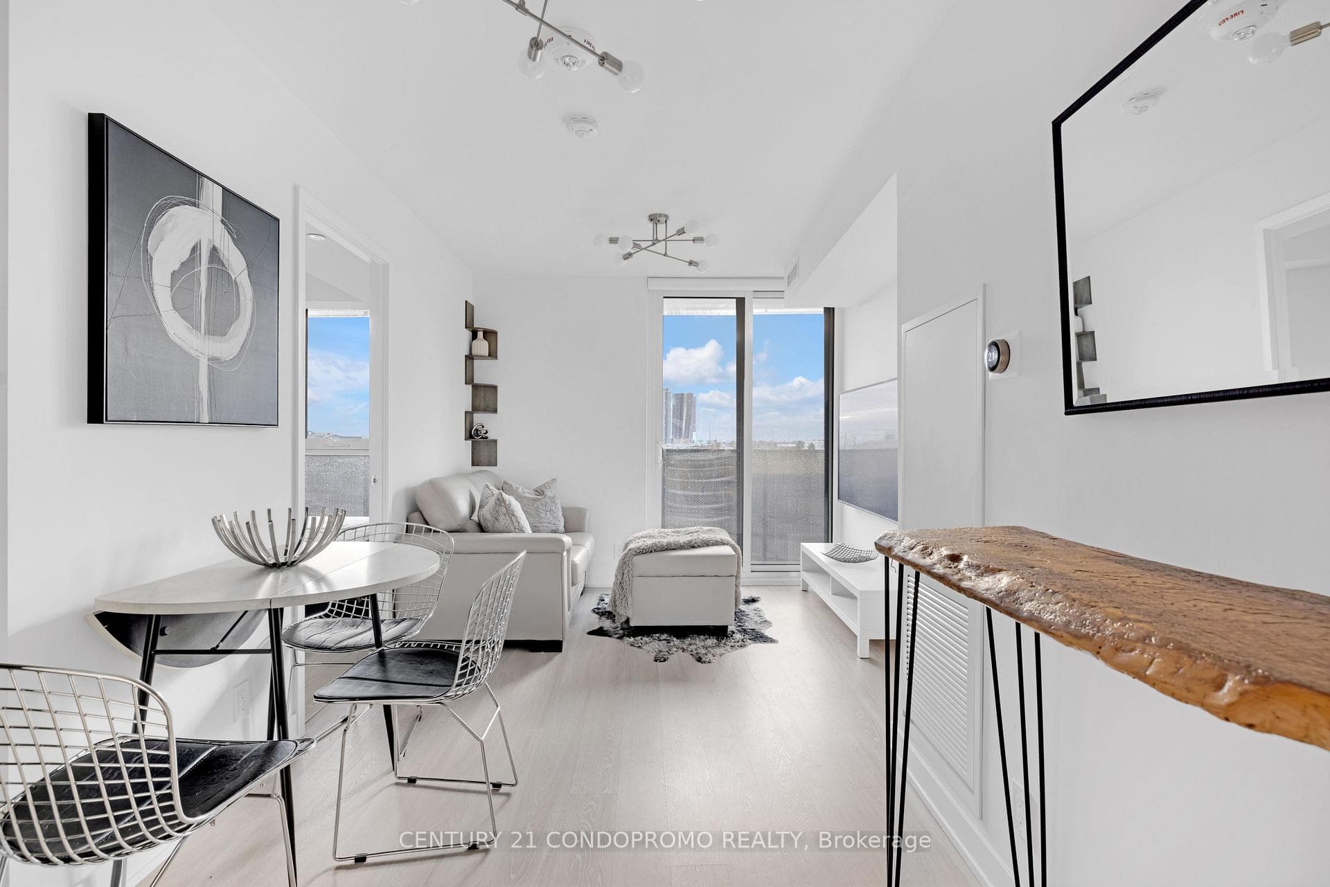 30 Tretti Way Unit 419, North York (Bathurst Manor / Clanton Park), ON M3H 0E3 - Photo 1