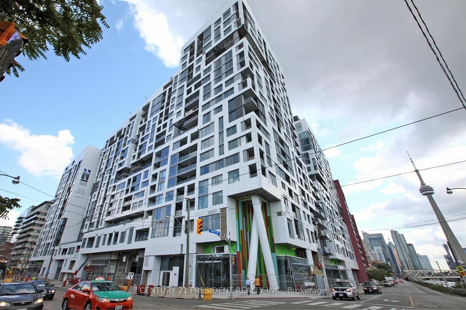 27 Bathurst Street Unit 204W, Toronto C01