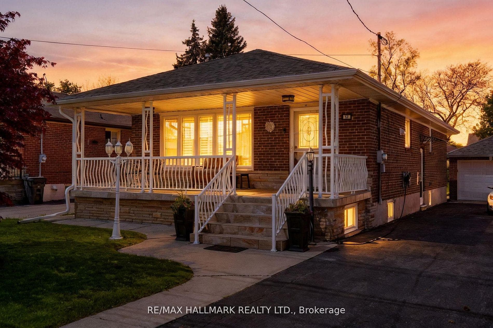 20 Elinor Avenue, Dorset Park / Kennedy Park, ON M1R 3H2 - Photo 1