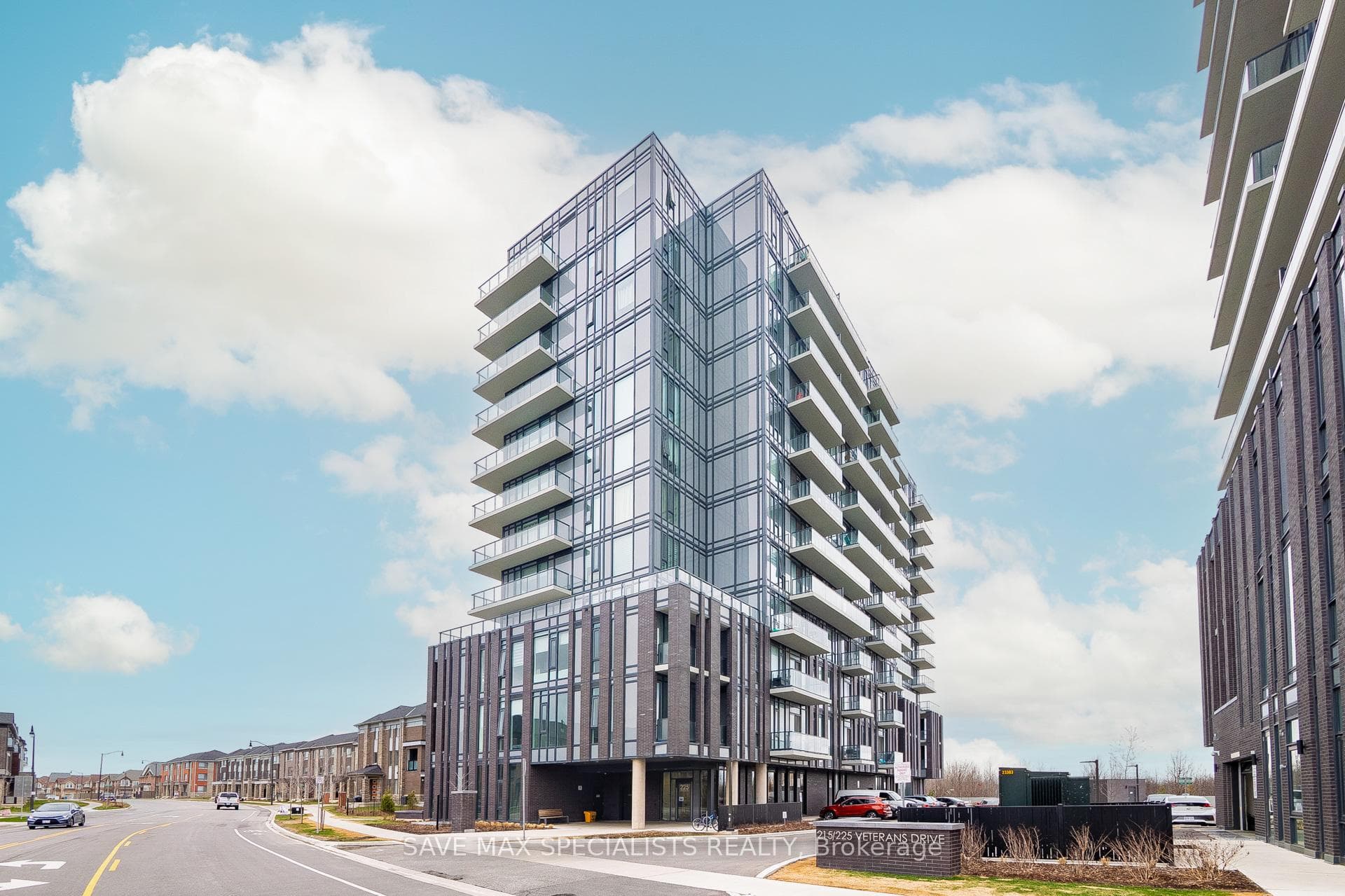 225 Veterans Drive Unit 901, Brampton, ON L7A 5L7 - Photo 1