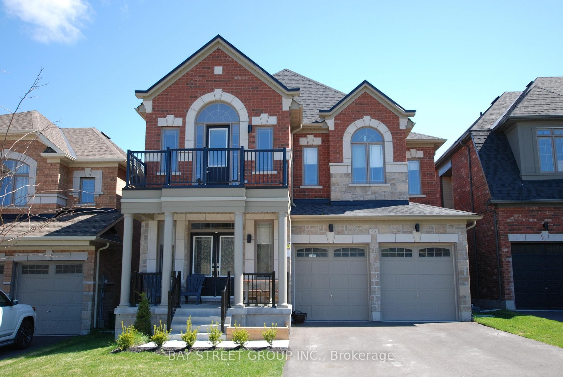 45 Frank Kelly Drive, East Gwillimbury, ON L9N 0V2 - Photo 1