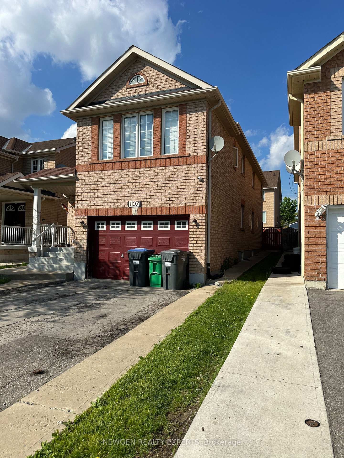 107 Rollingwood Drive, Brampton, ON L6Y 5P9 - Photo 1