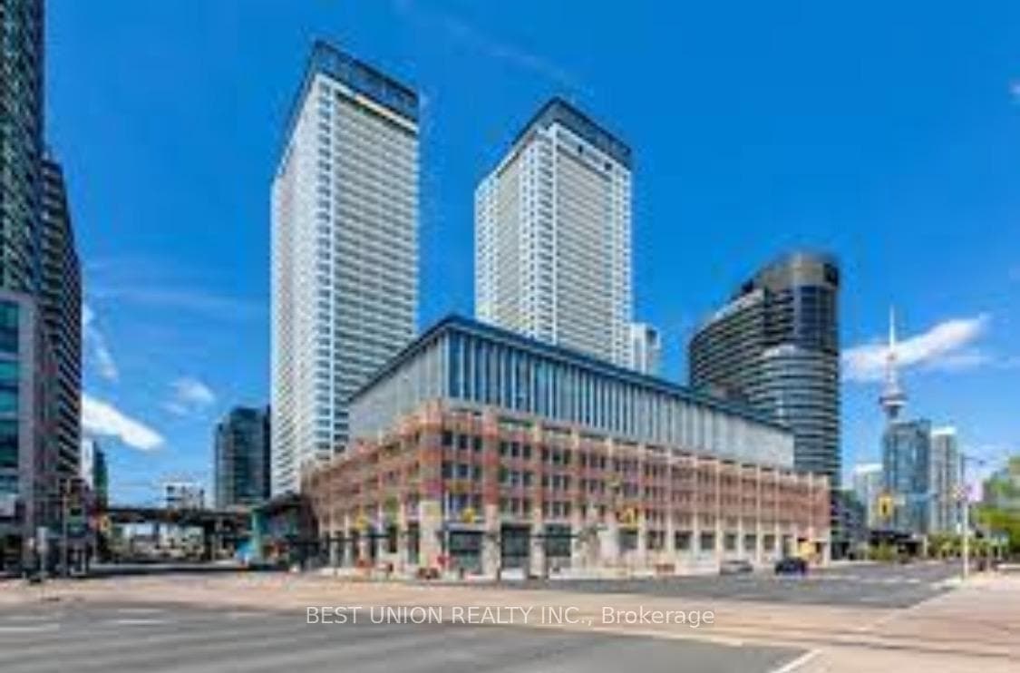 19 Bathurst Street Unit 2108, Downtown Toronto / Waterfront, ON M5V 0N2 - Photo 1