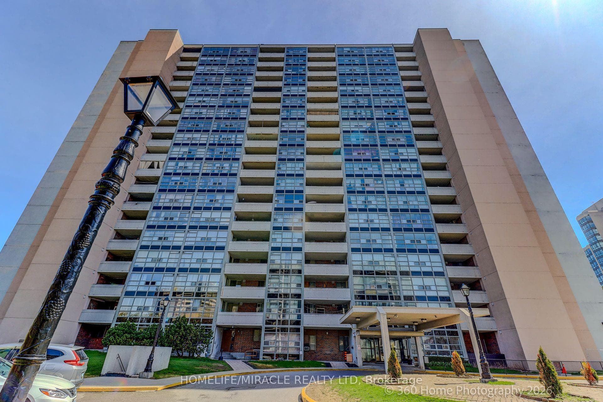 3380 Eglinton Avenue Unit 909, Scarborough Town Centre, ON M1J 3L6 - Photo 1