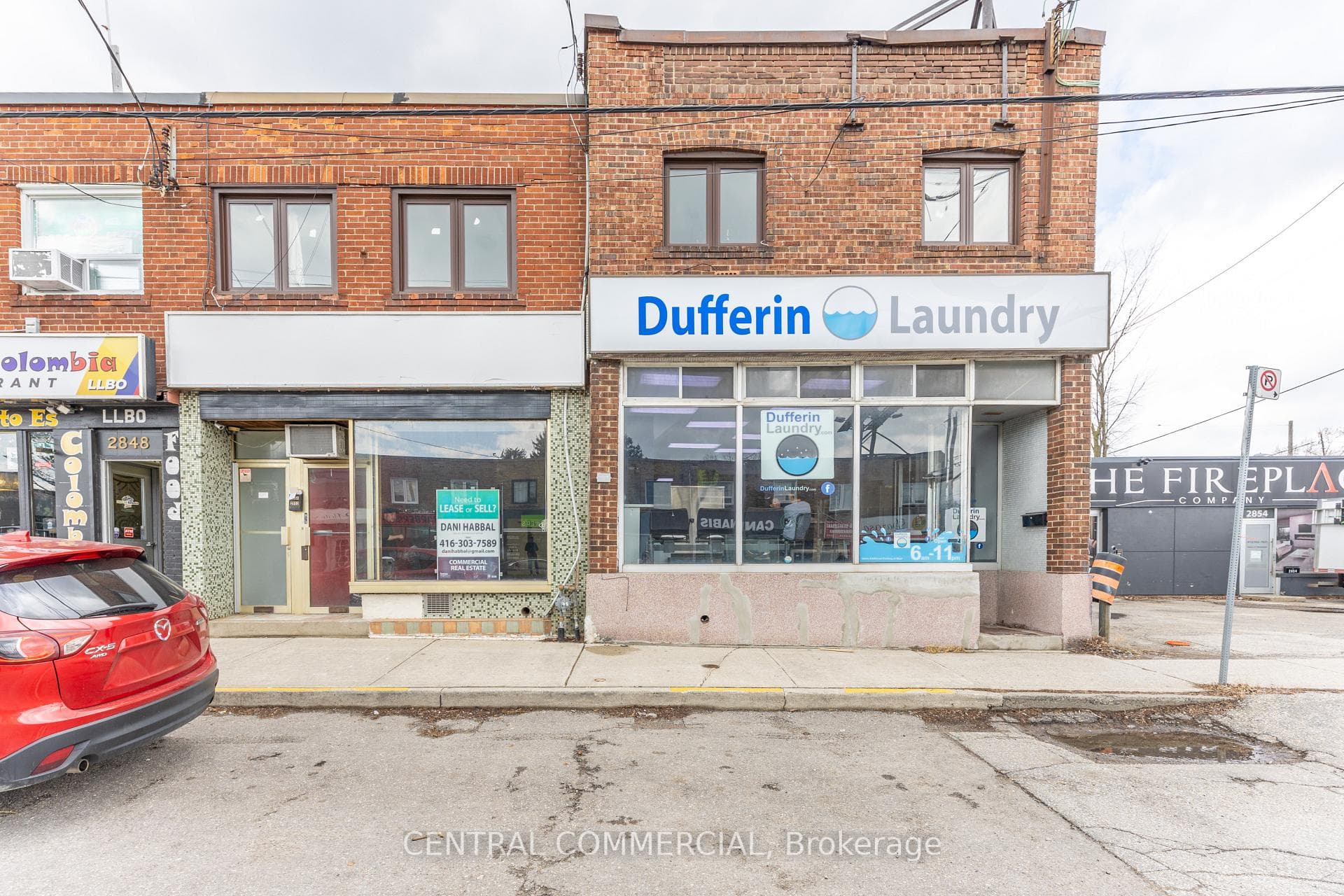 2850-2852 Dufferin Street, Toronto W04