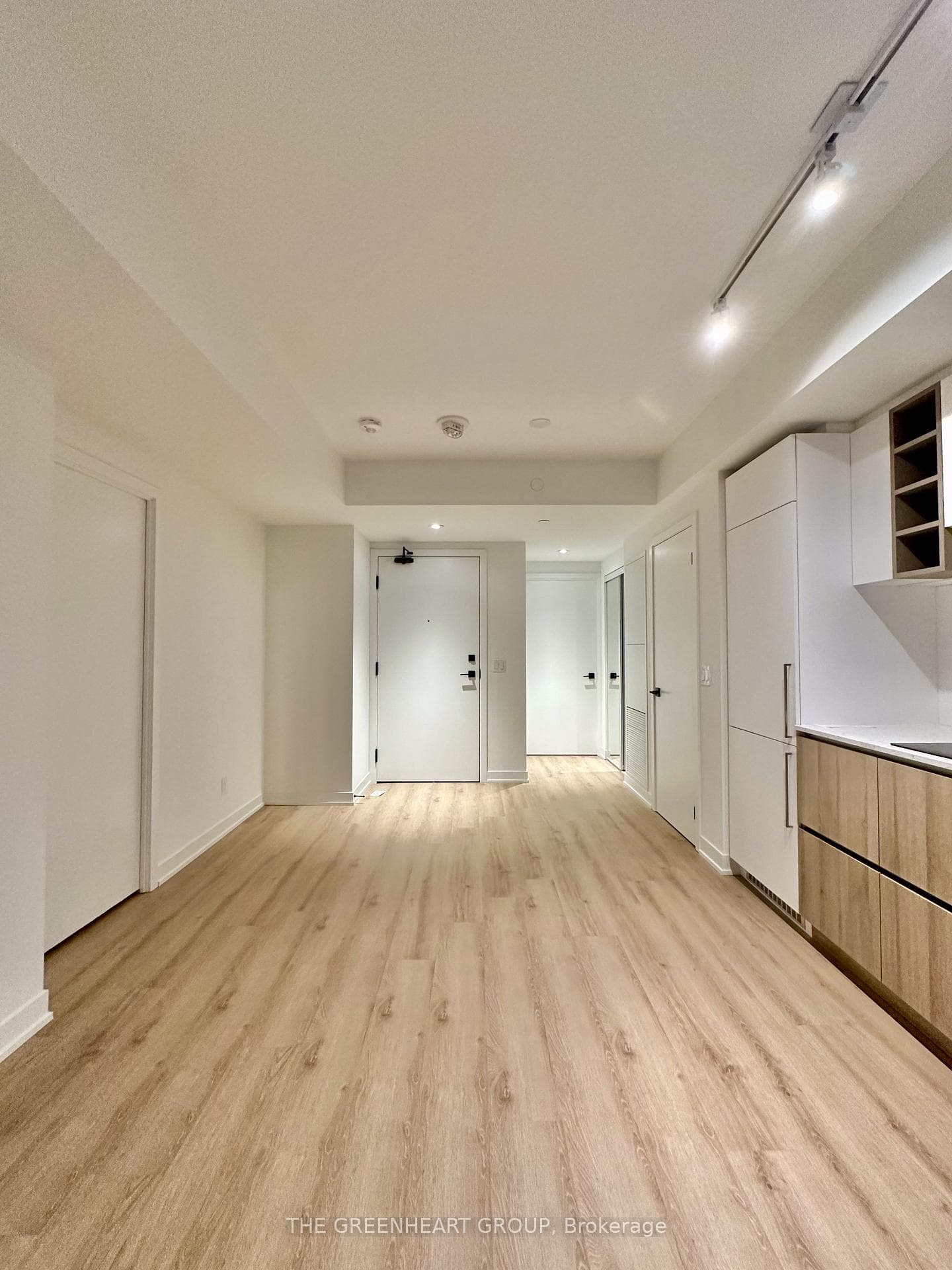 319 Jarvis Street Unit 4205, Toronto C08