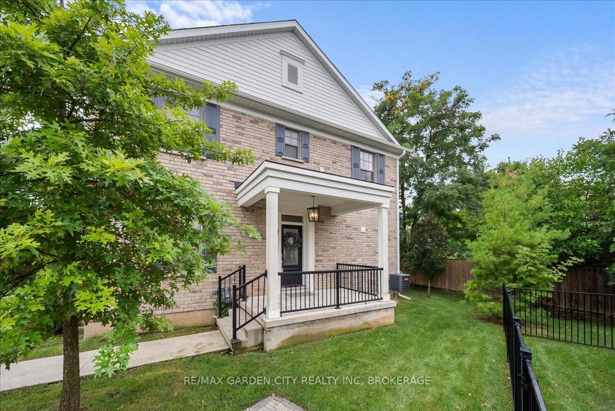 7 ASPEN Common, St. Catharines, ON L2S 2B3 - Photo 1