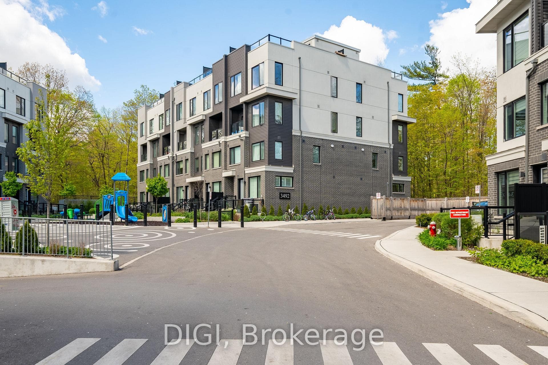 3492 Widdicombe Way Unit 20, Mississauga, ON L5L 2M5 - Photo 1