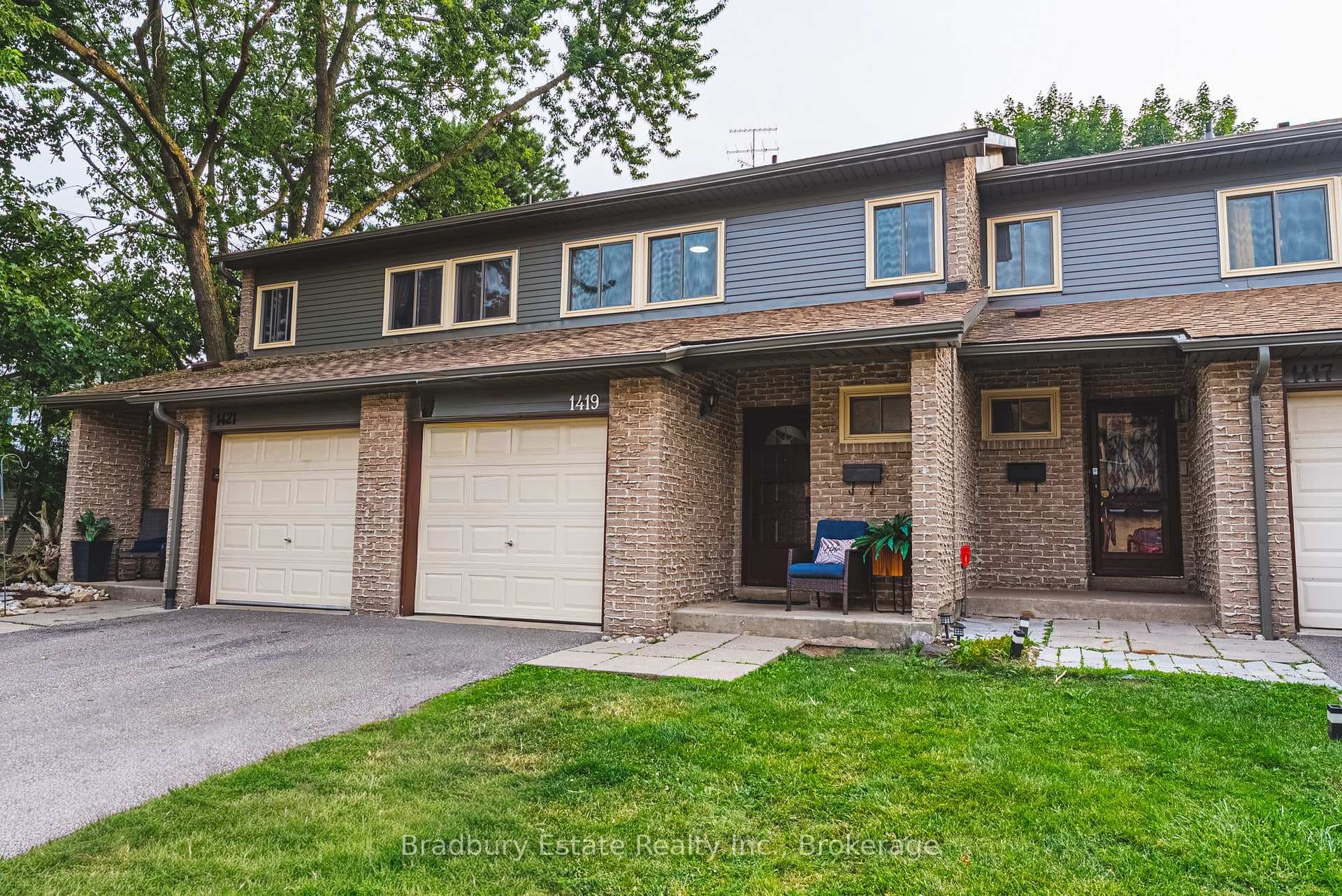 1419 Ester Drive Unit 9, Burlington, ON L7P 1L5 - Photo 1