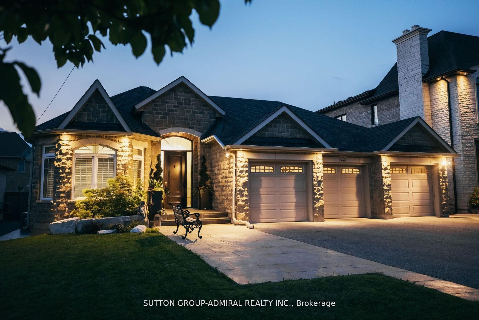 62 Bond Crescent, Richmond Hill