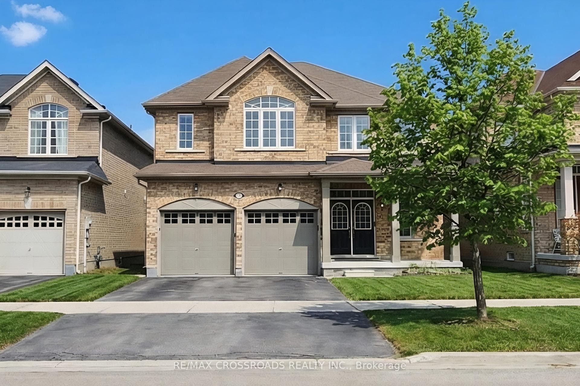 29 Lampkin Street, Georgina, ON L0E 1R0 - Photo 1