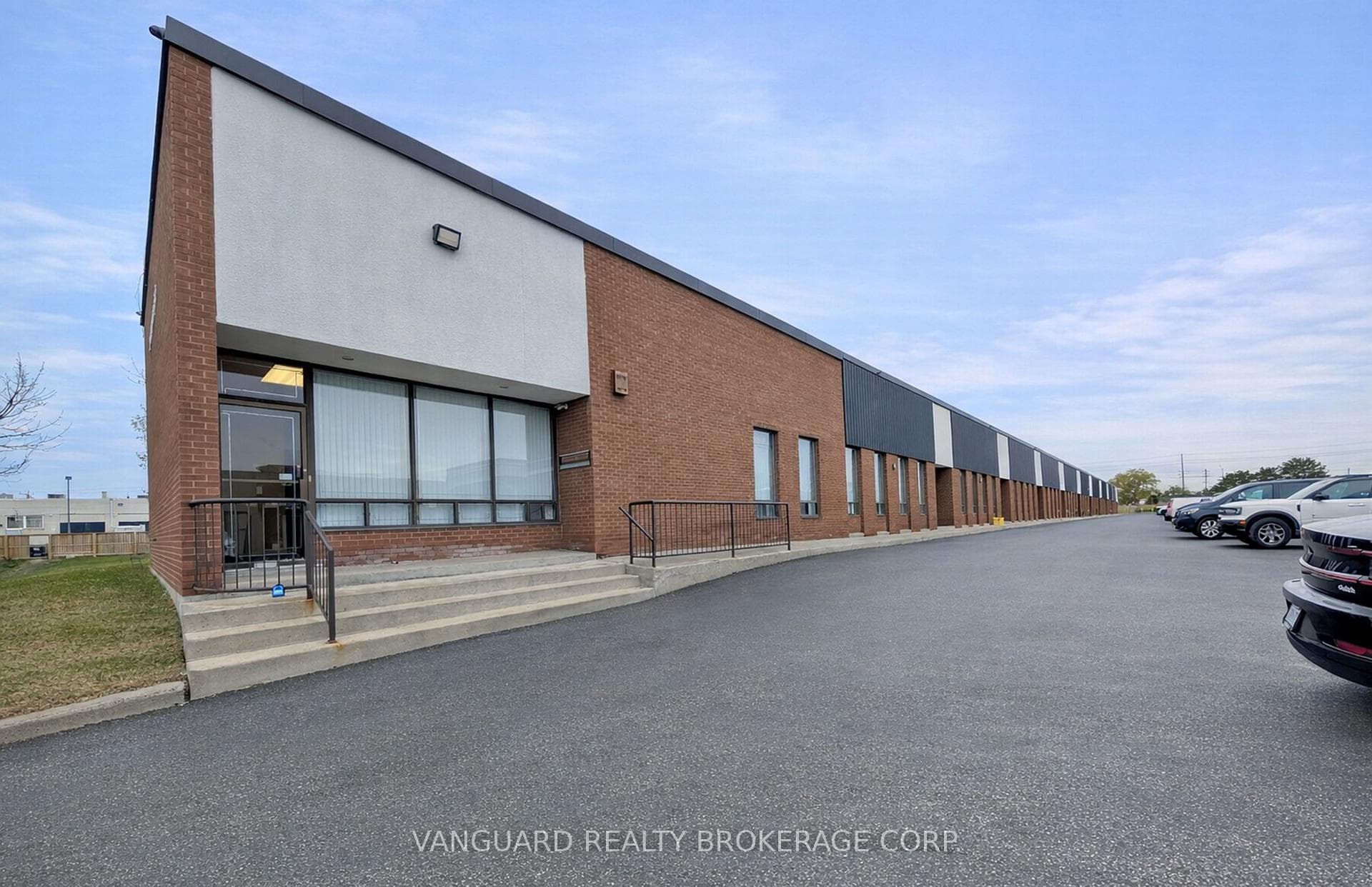 20 Baywood Road Unit 1, Etobicoke (West Mall / Rexdale), ON M9V 4A8 - Photo 1
