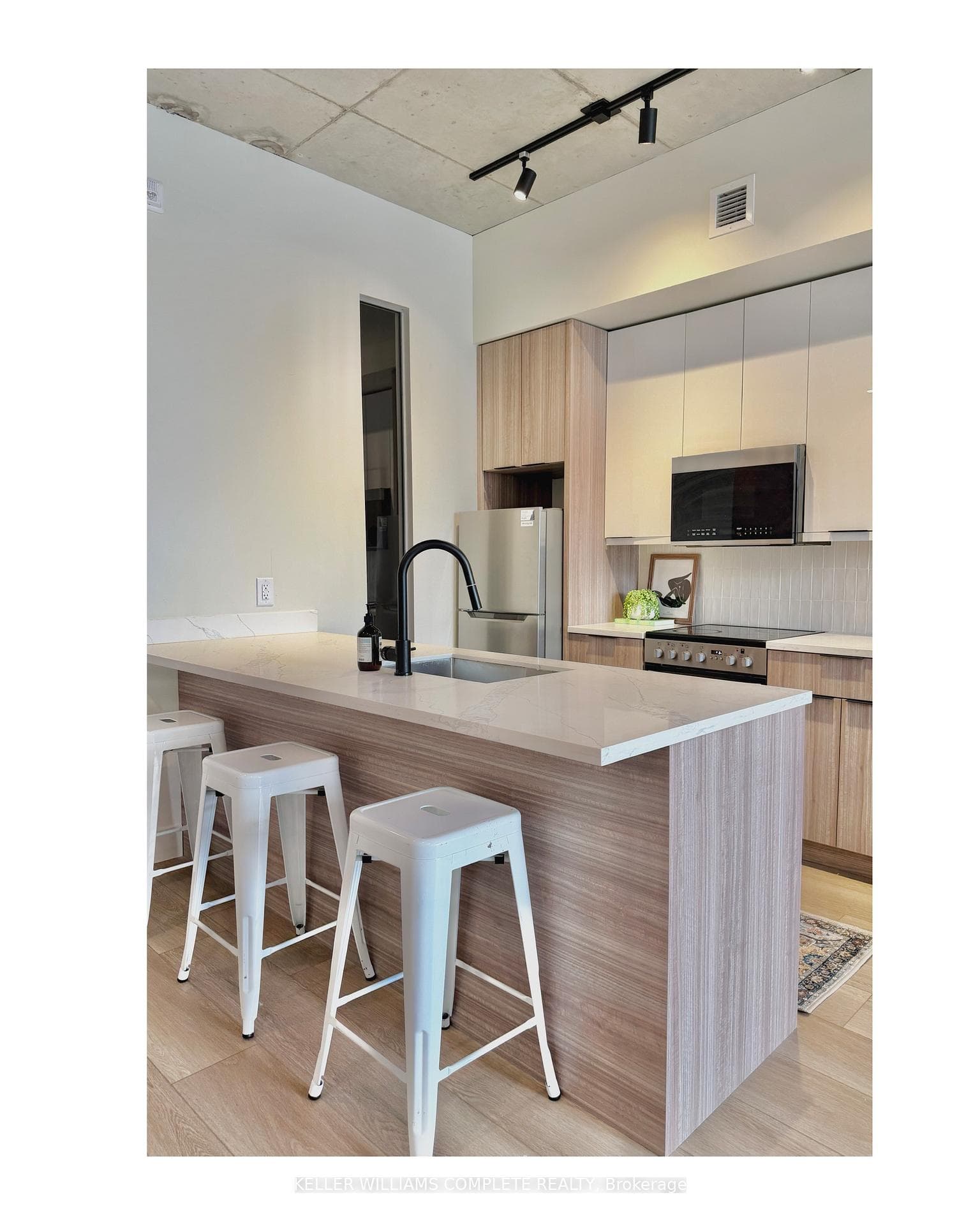 24 Augusta Street Unit 205, Hamilton, ON L8N 1P7 - Photo 1