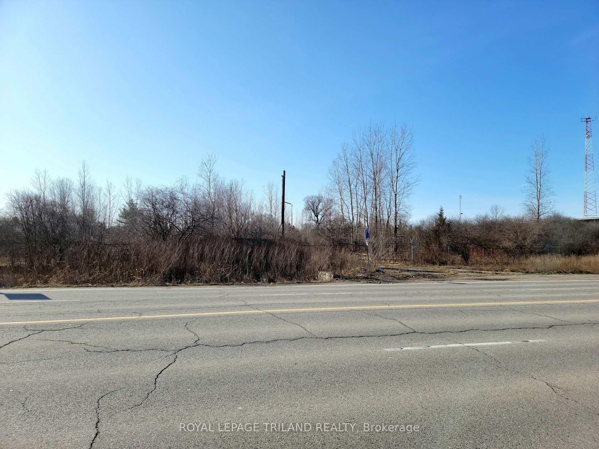 1841 Oxford Street, London East, ON N5V 2Z6 - Photo 1